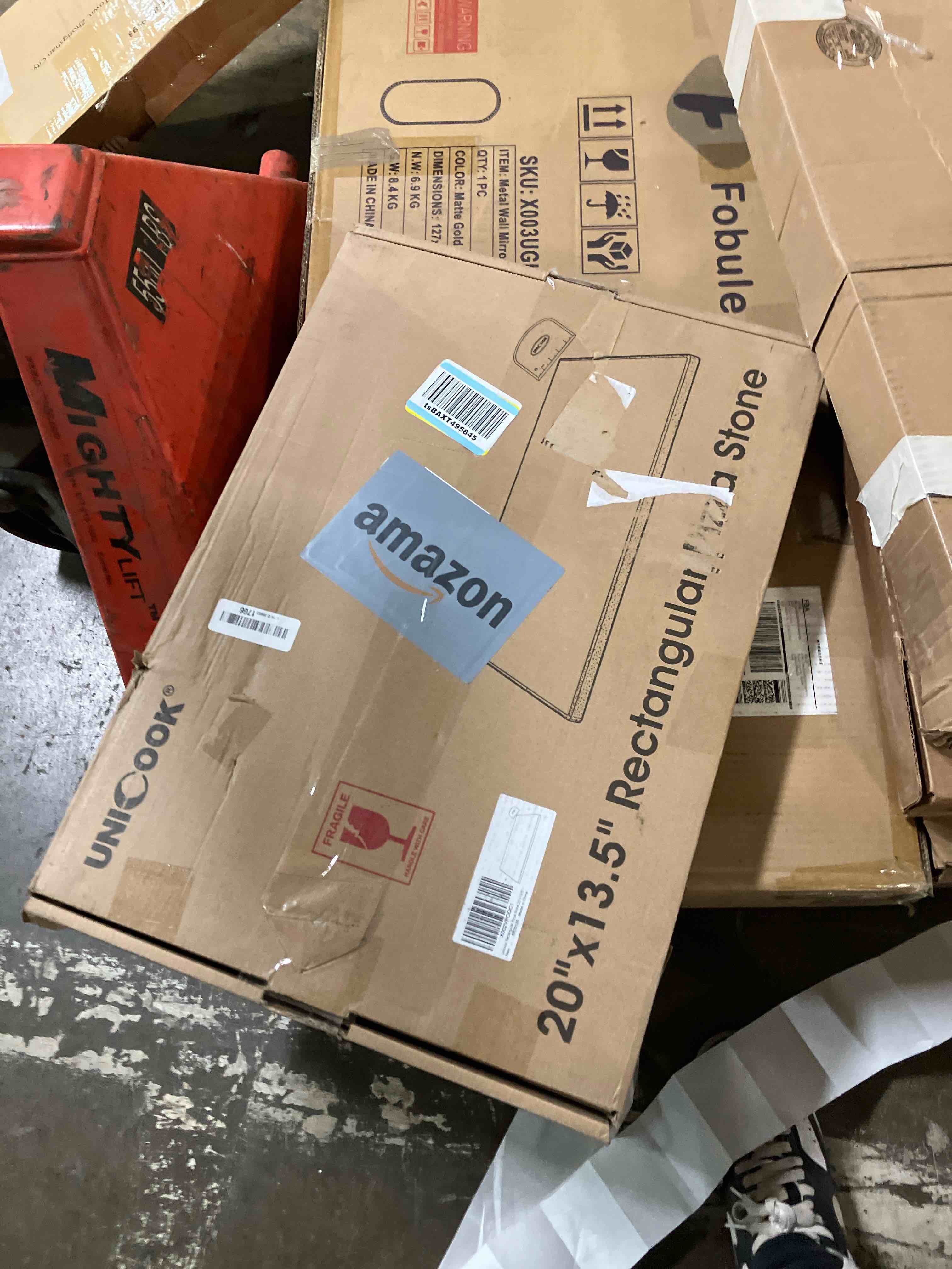 https://s3.amazonaws.com/lotting-images-prod/phillipi/TEA3361155_1758044592887.jpeg