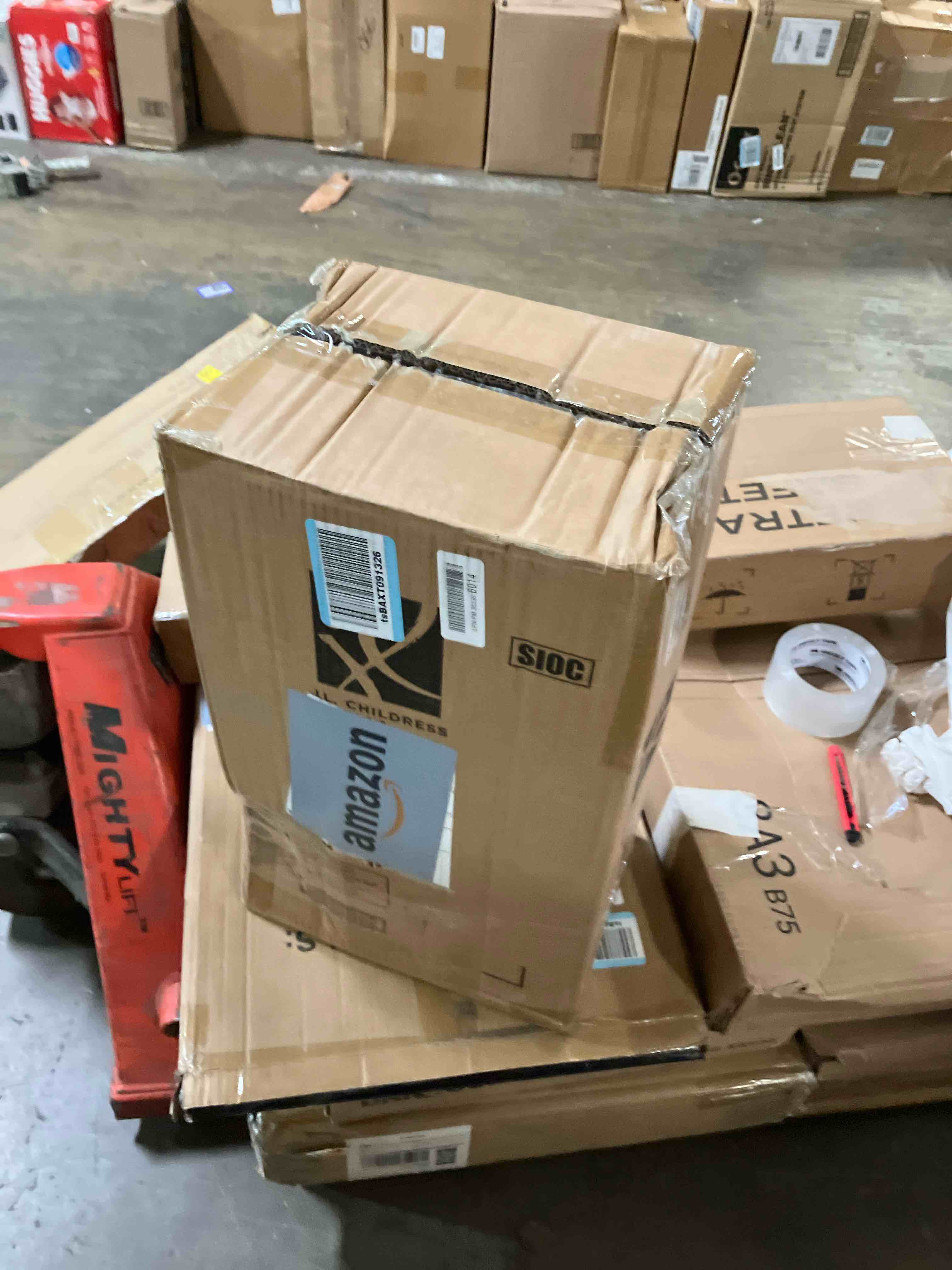 https://s3.amazonaws.com/lotting-images-prod/phillipi/TEA3361157_1758044490775.jpeg