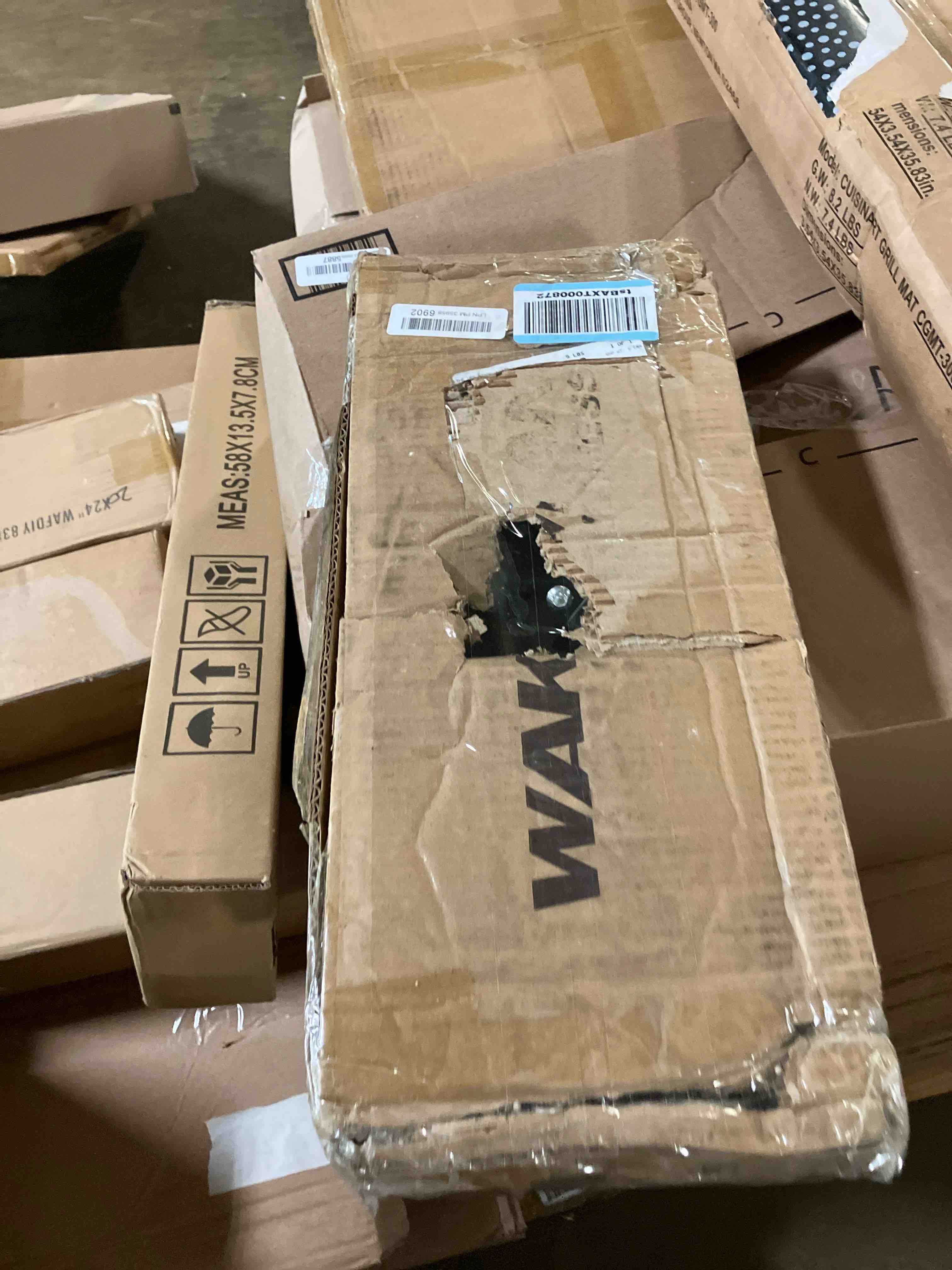 https://s3.amazonaws.com/lotting-images-prod/phillipi/TEA3361167_1758043540030.jpeg