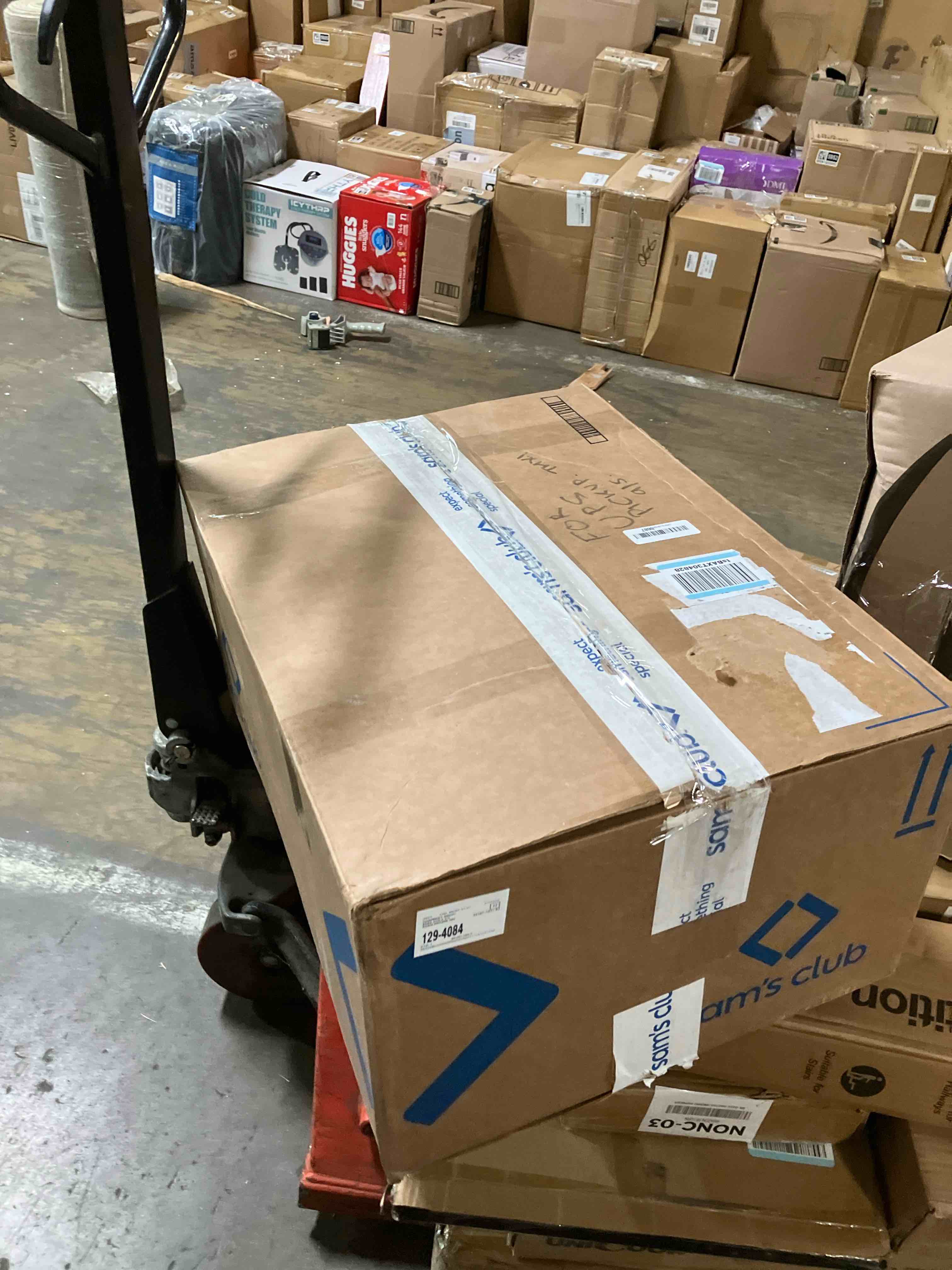 https://s3.amazonaws.com/lotting-images-prod/phillipi/TEA3361170_1758043429724.jpeg