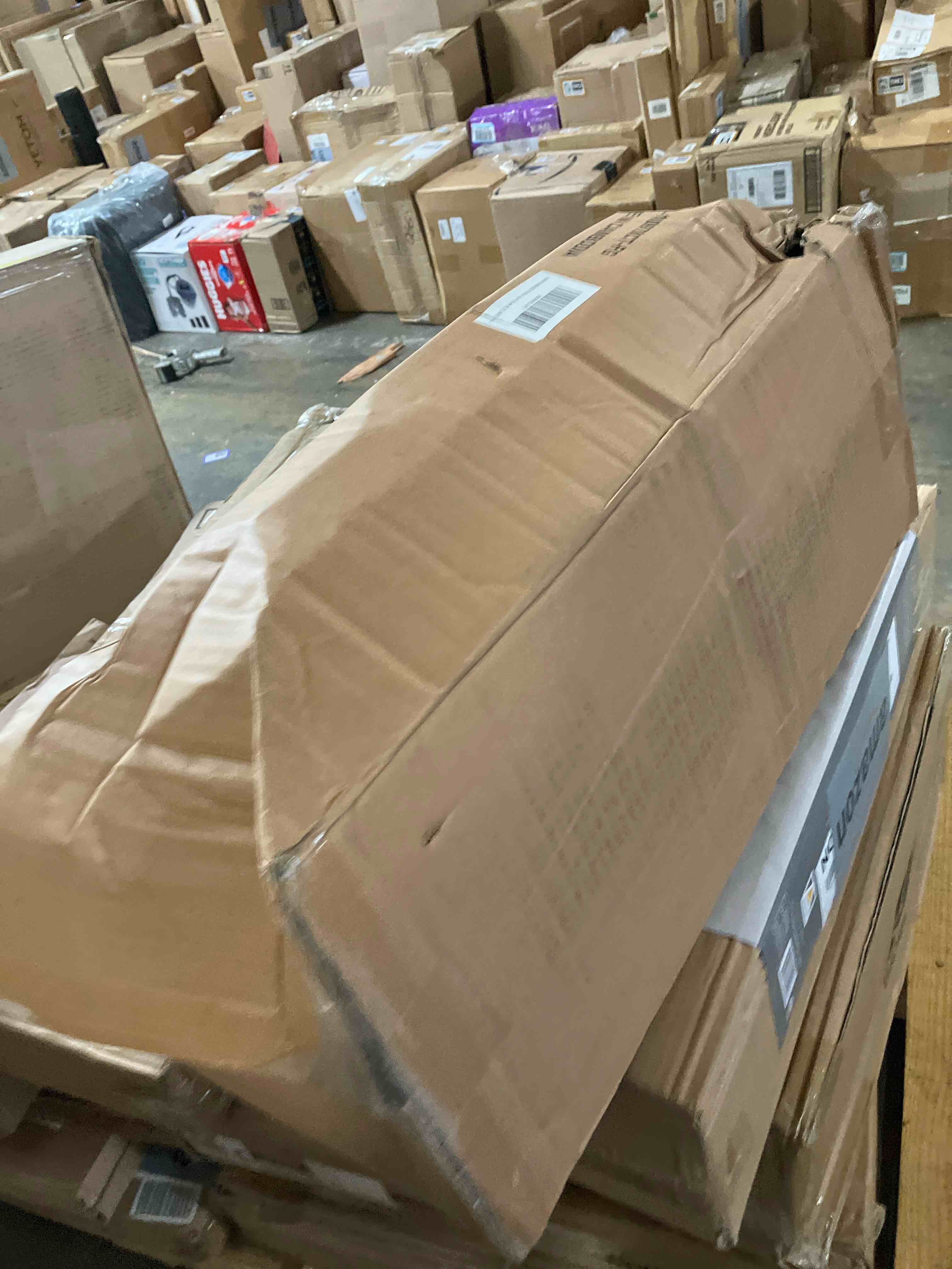 https://s3.amazonaws.com/lotting-images-prod/phillipi/TEA3361172_1758043231120.jpeg