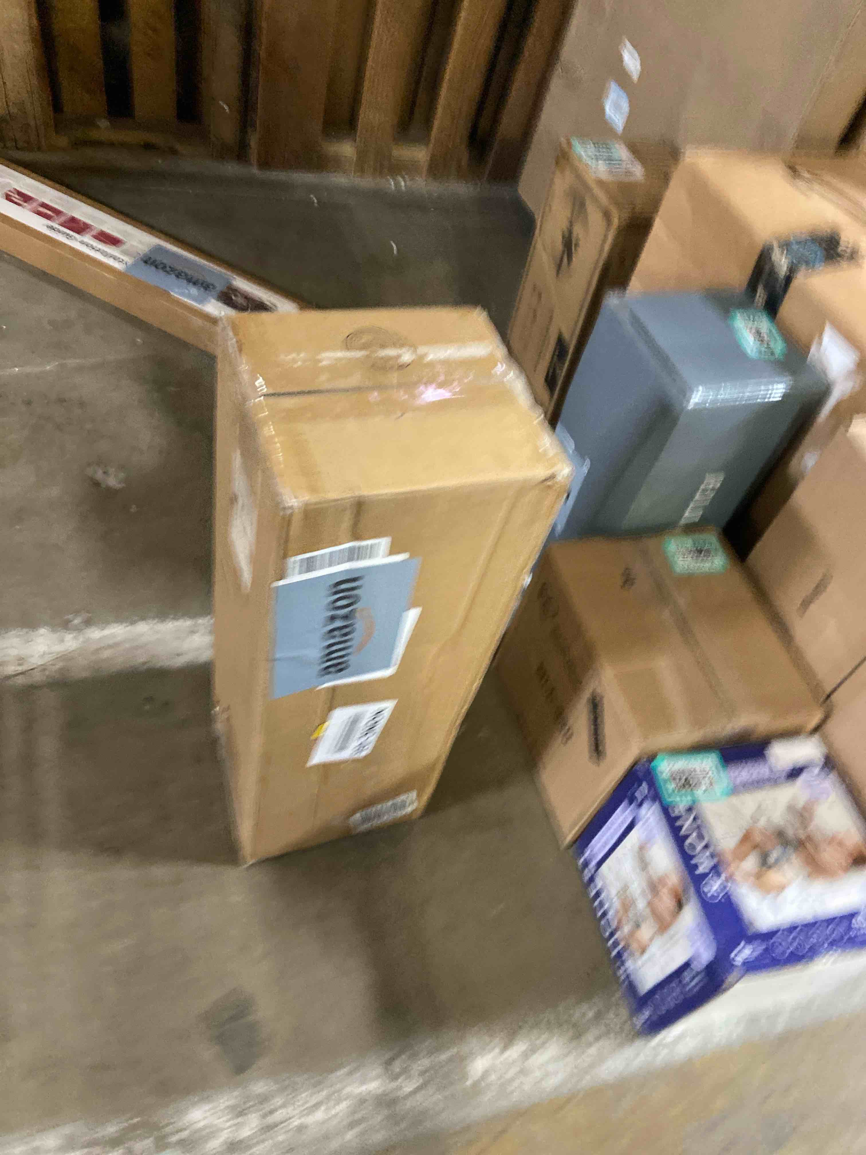 https://s3.amazonaws.com/lotting-images-prod/phillipi/TEA3361340_1758113766204.jpeg