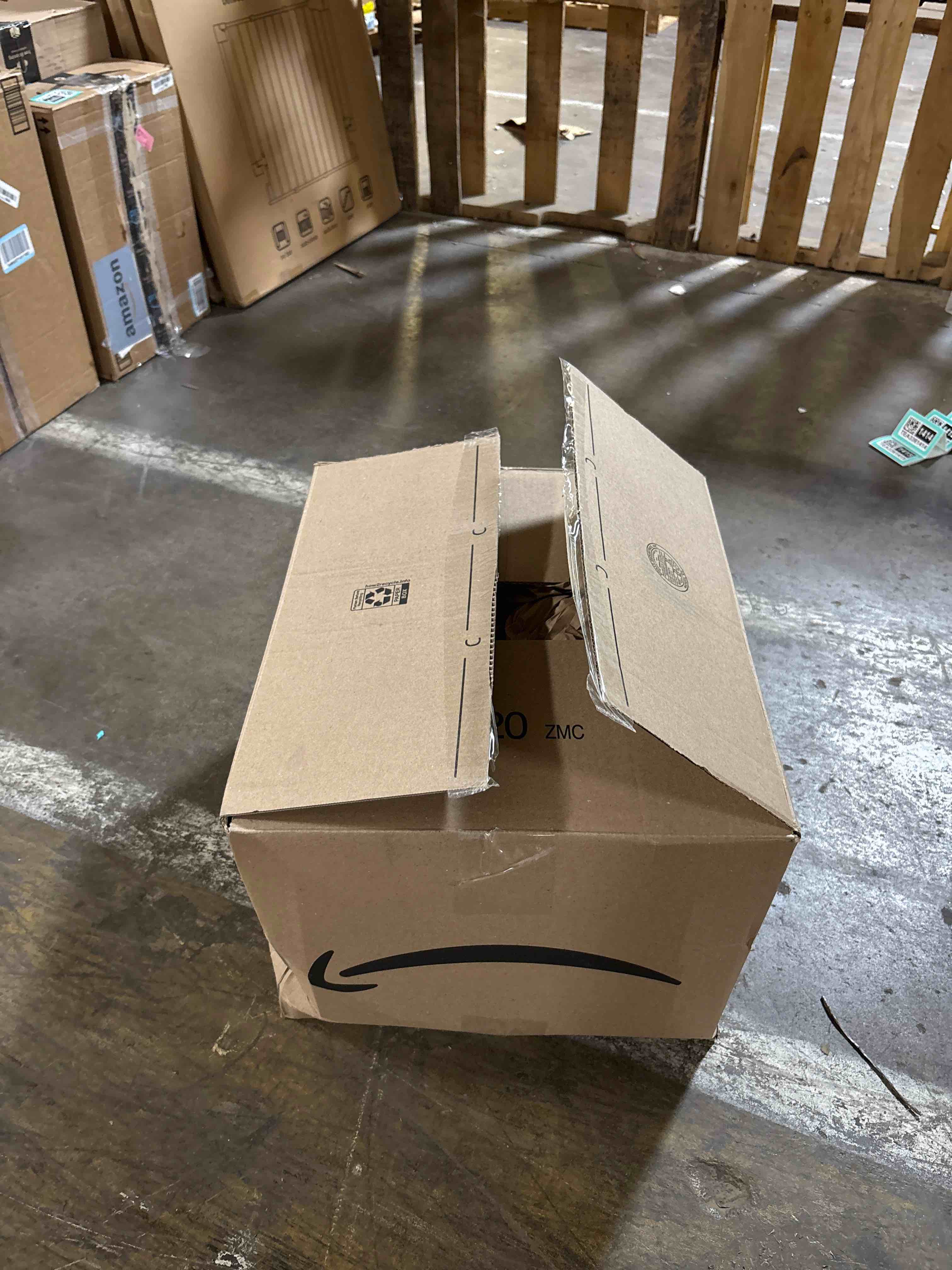 https://s3.amazonaws.com/lotting-images-prod/phillipi/TEA3361381_1758118327259.jpeg