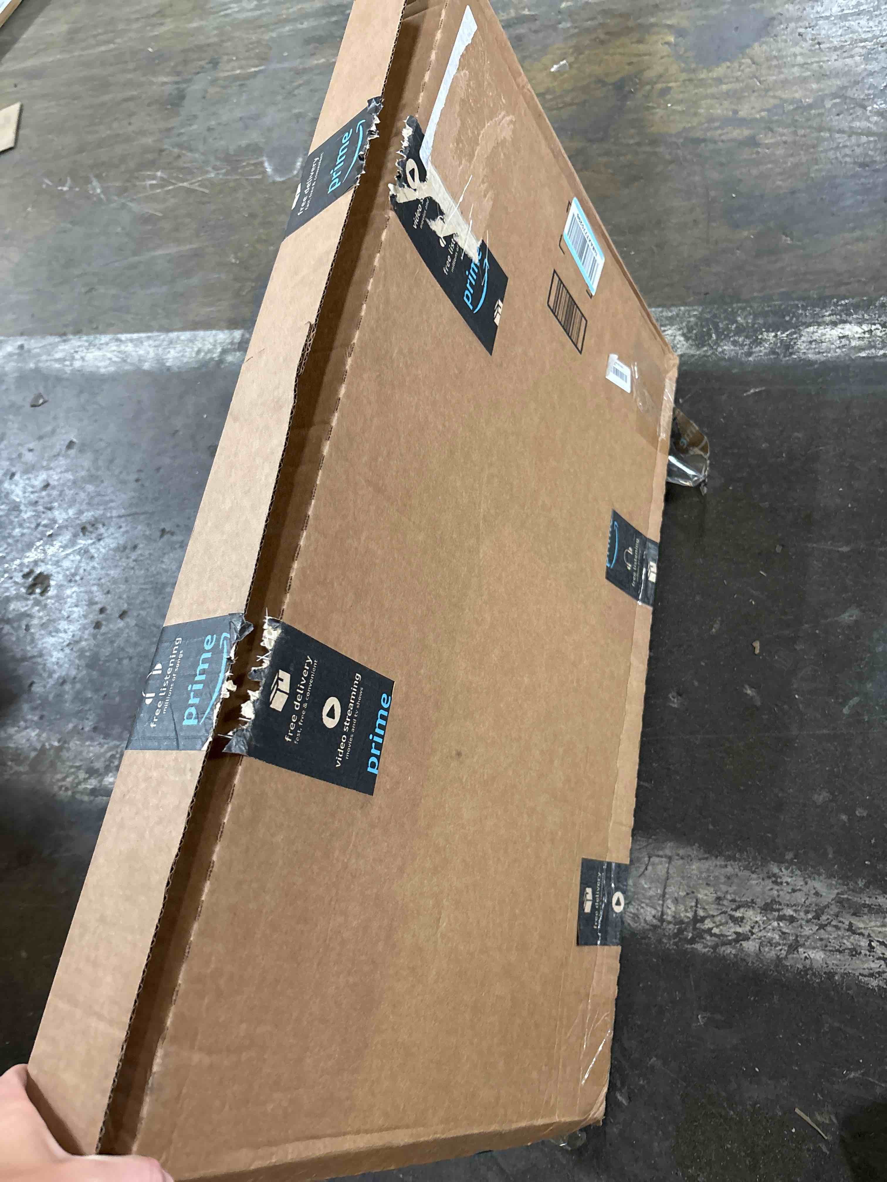 https://s3.amazonaws.com/lotting-images-prod/phillipi/TEA3361390_1758119099555.jpeg
