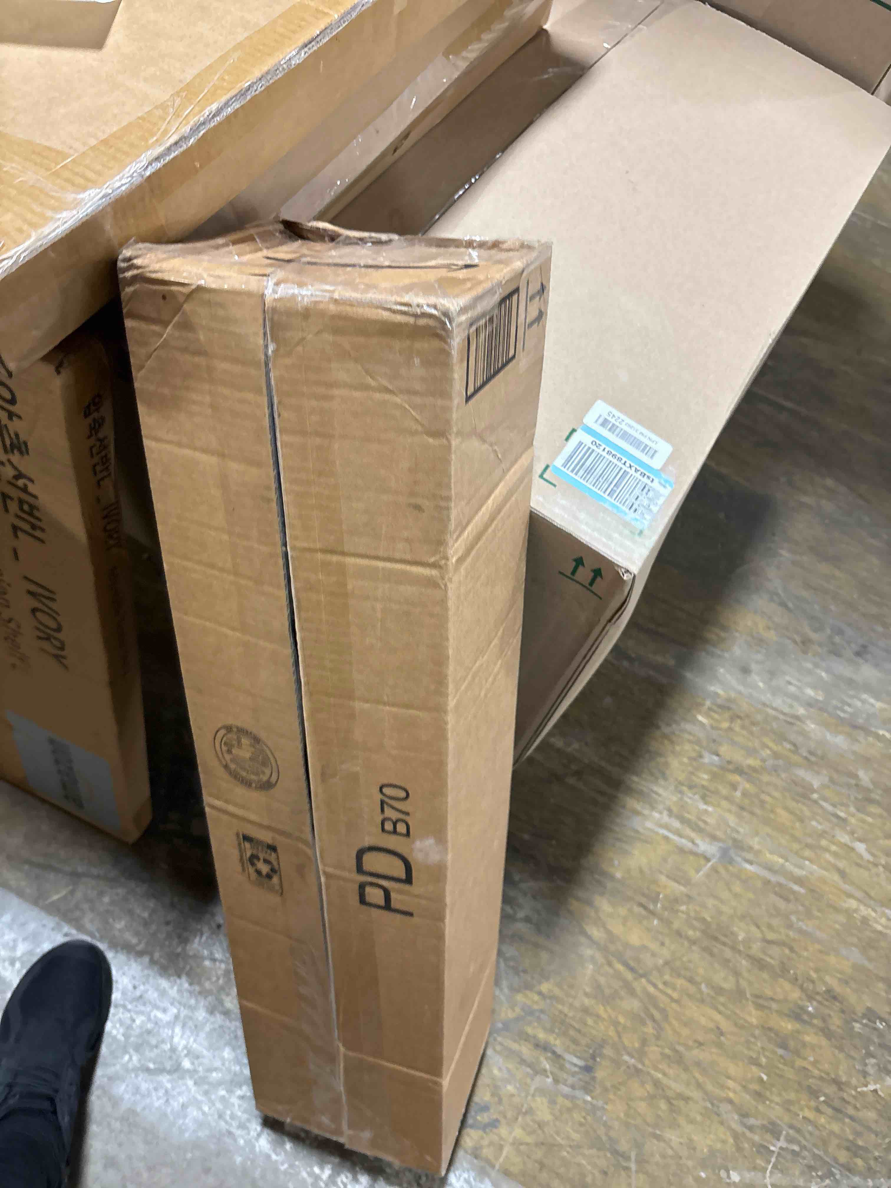 https://s3.amazonaws.com/lotting-images-prod/phillipi/TEA3361423_1758124552180.jpeg