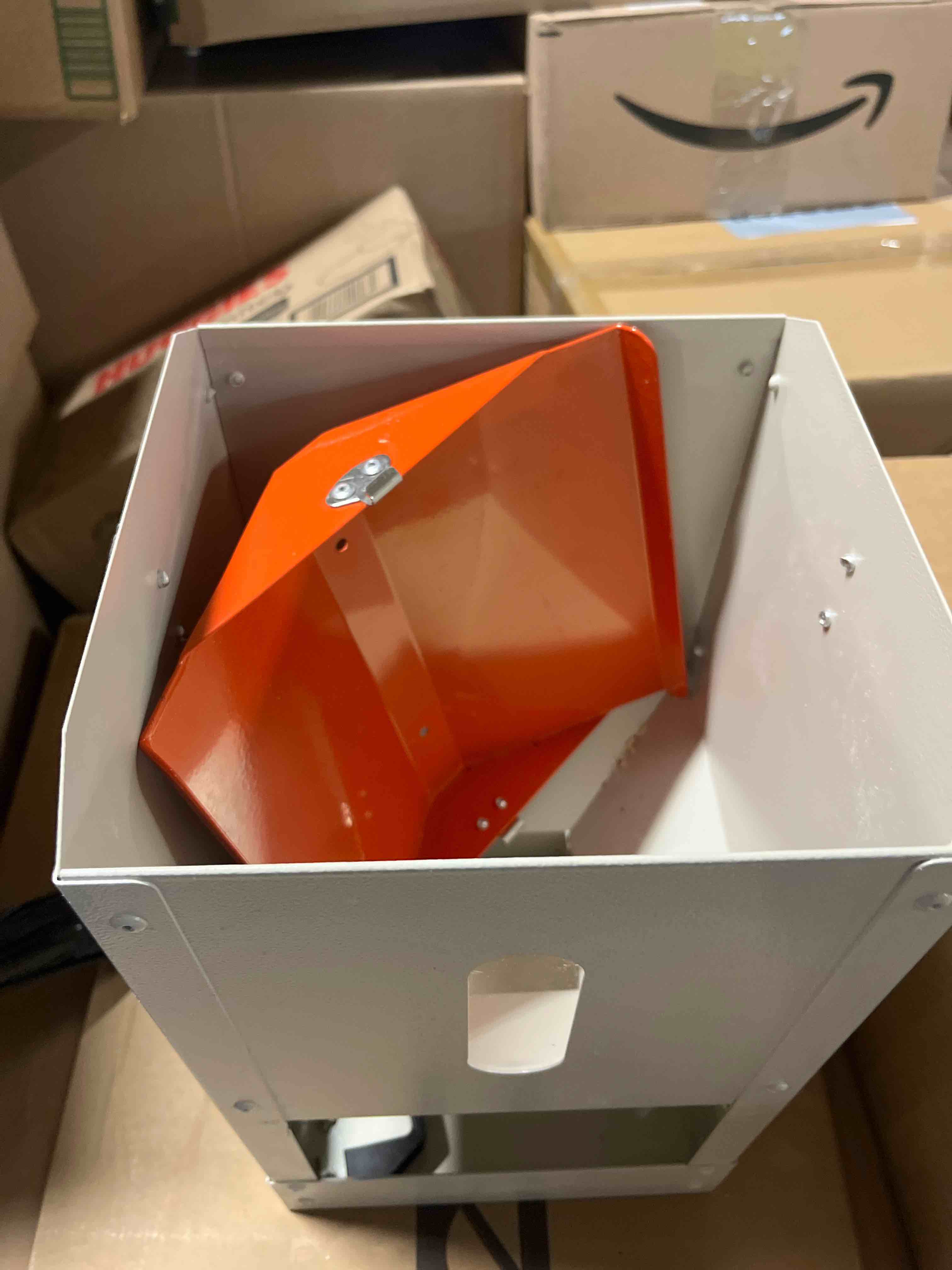 https://s3.amazonaws.com/lotting-images-prod/phillipi/TEA3361613_1758145761223.jpeg