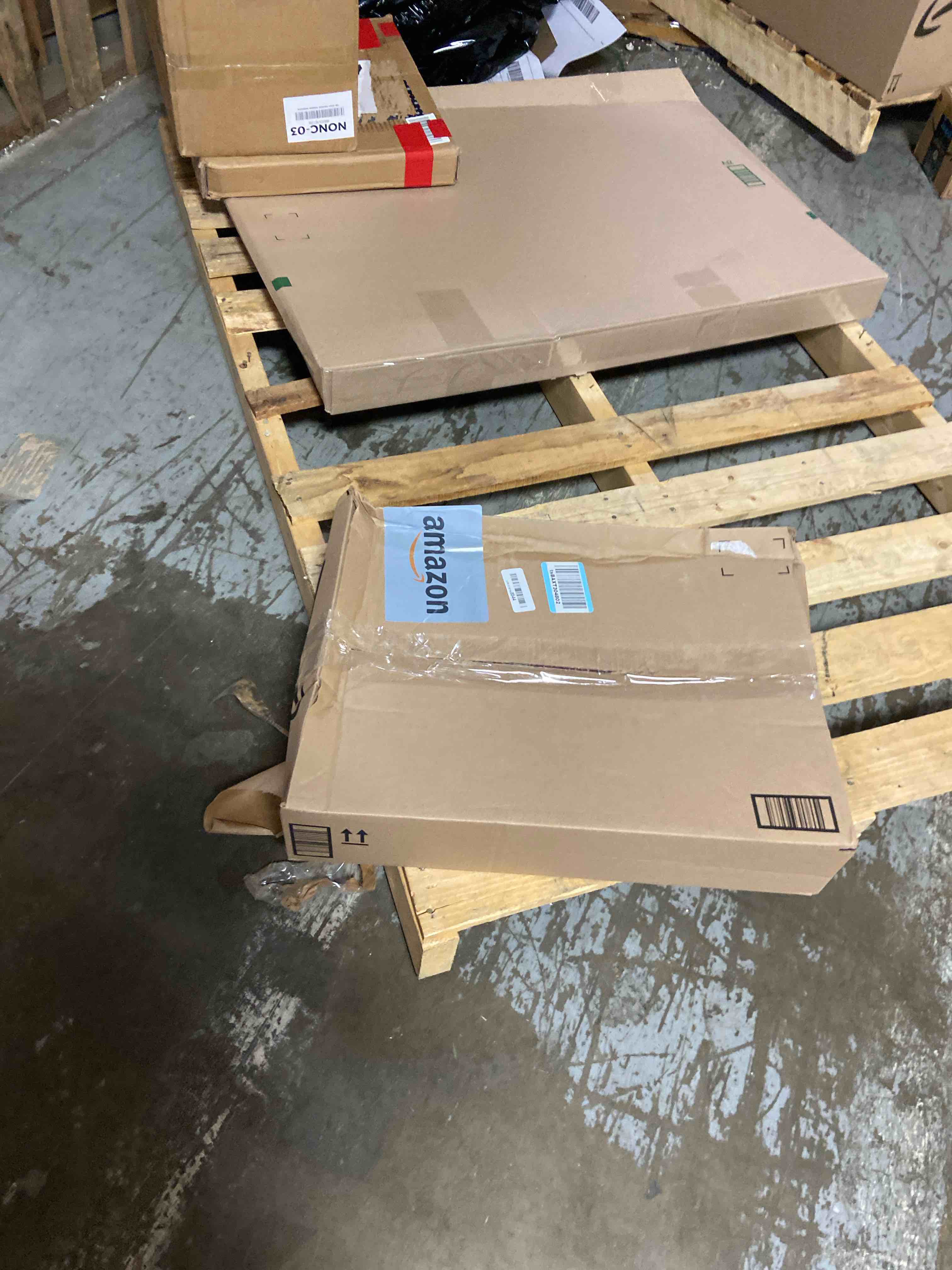 https://s3.amazonaws.com/lotting-images-prod/phillipi/TEA3361733_1758206582131.jpeg