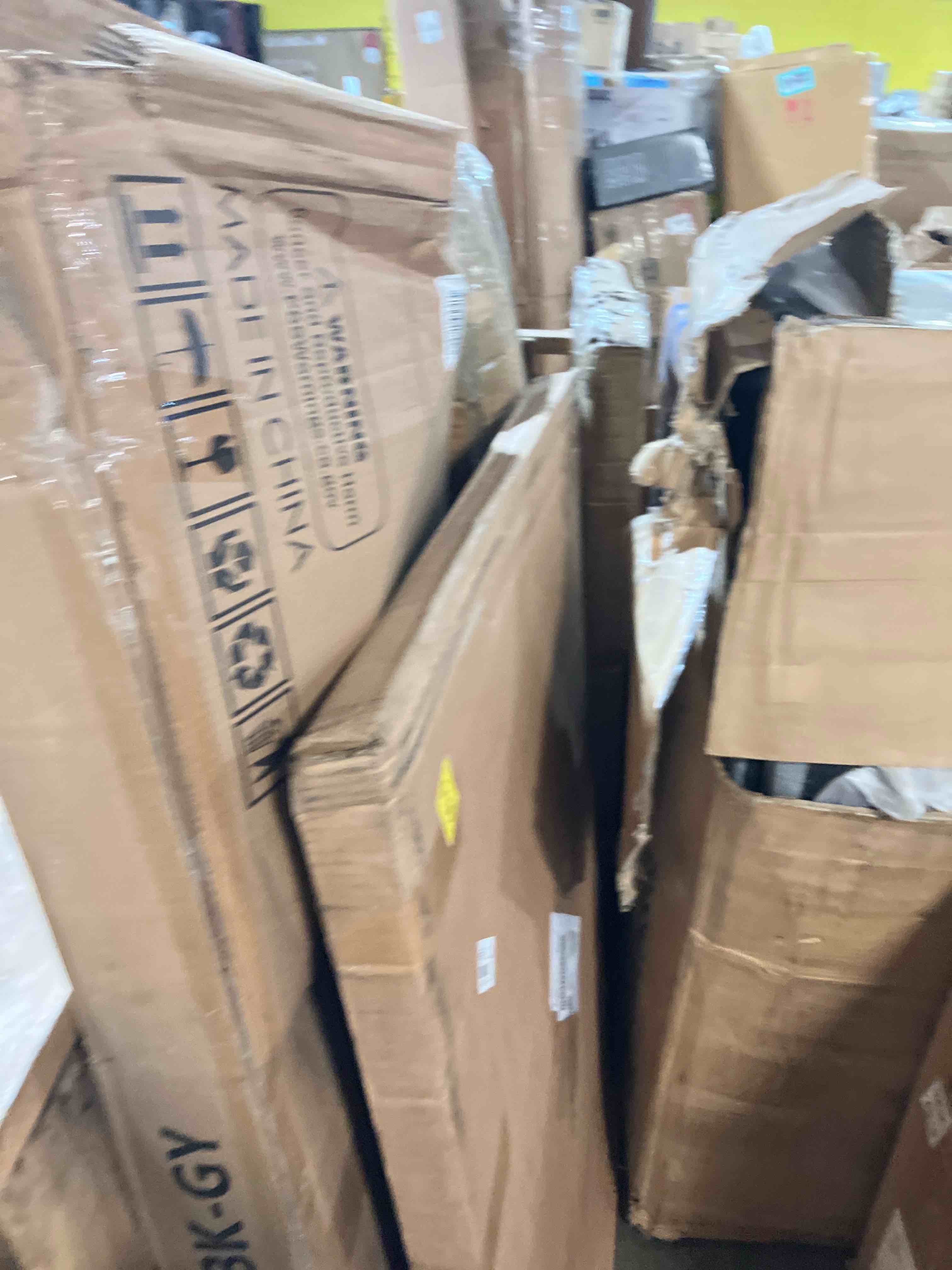 https://s3.amazonaws.com/lotting-images-prod/phillipi/TEA3361935_1758637097030.jpeg