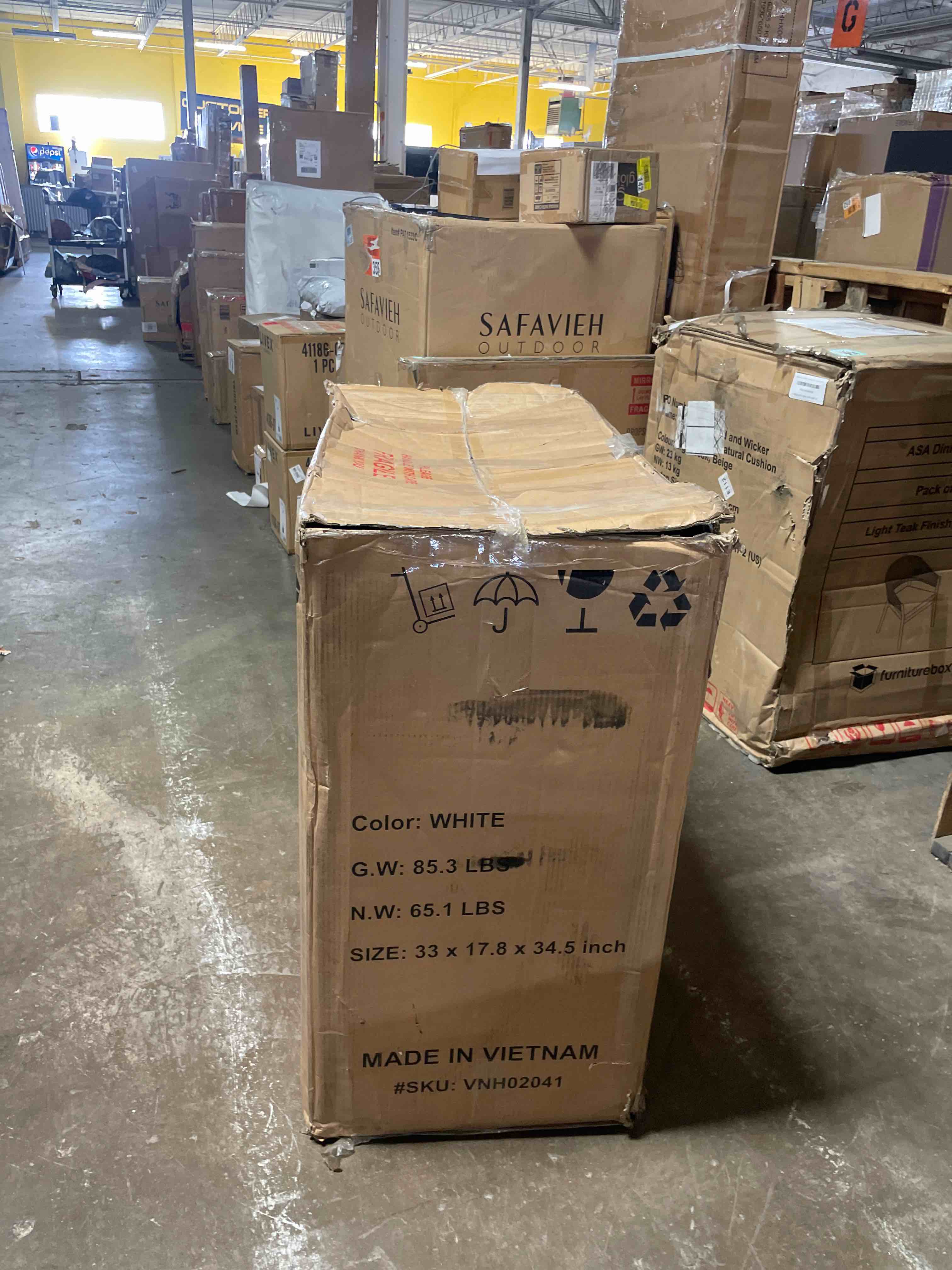 https://s3.amazonaws.com/lotting-images-prod/phillipi/TEA3362141_1758645823951.jpeg