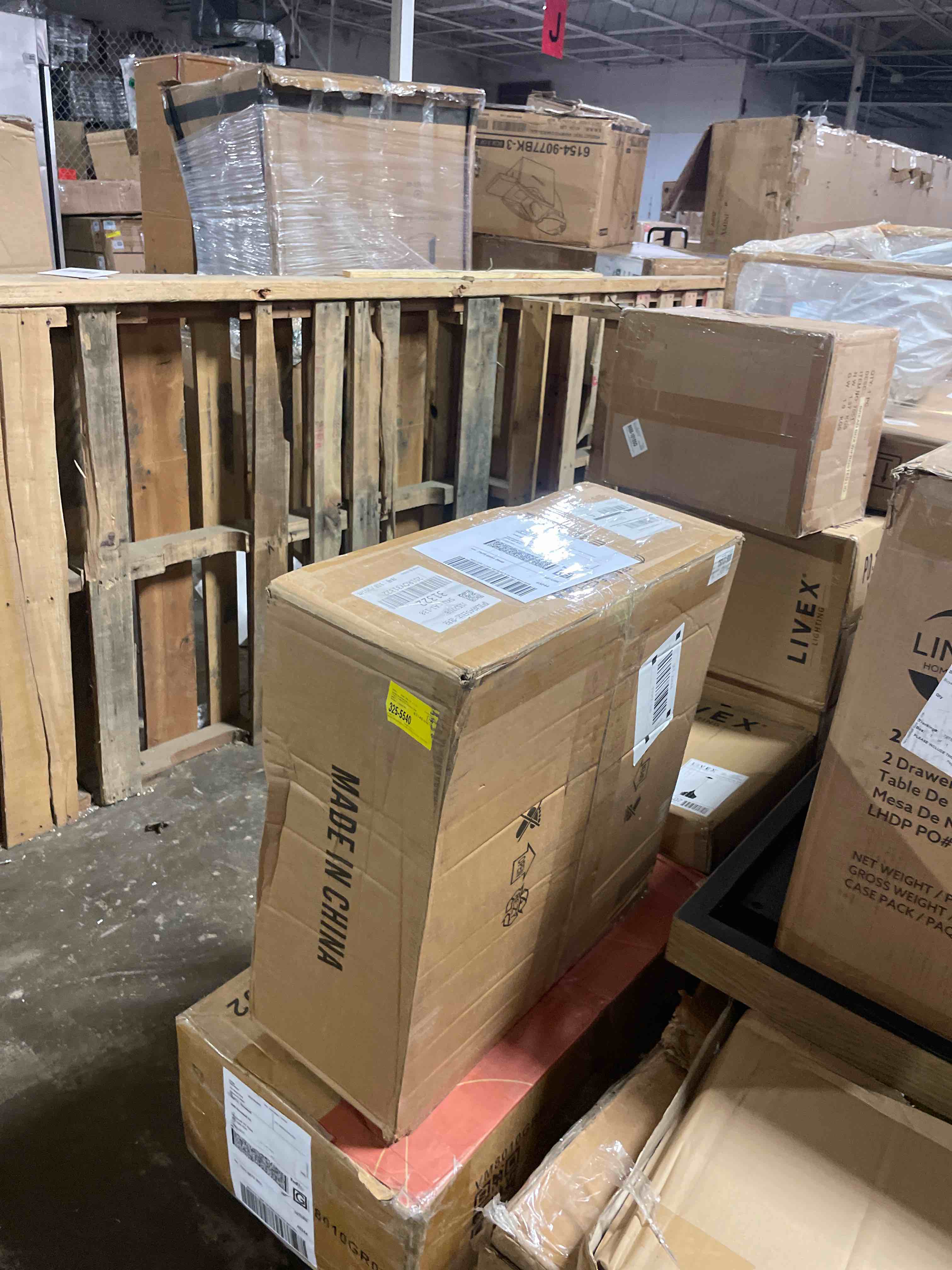 https://s3.amazonaws.com/lotting-images-prod/phillipi/TEA3362159_1758639098557.jpeg