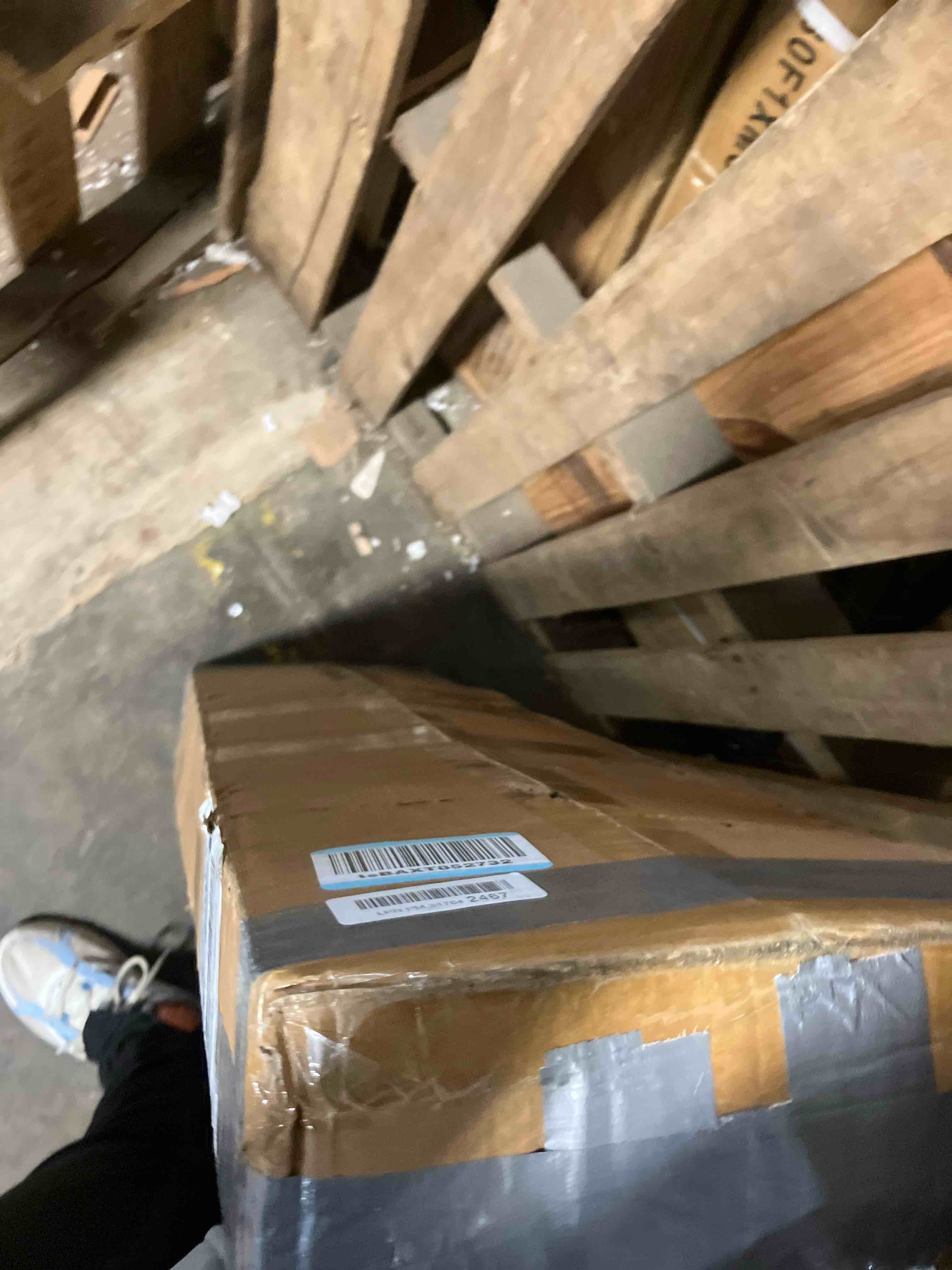 https://s3.amazonaws.com/lotting-images-prod/phillipi/TEA3362164_1758648897528.jpeg