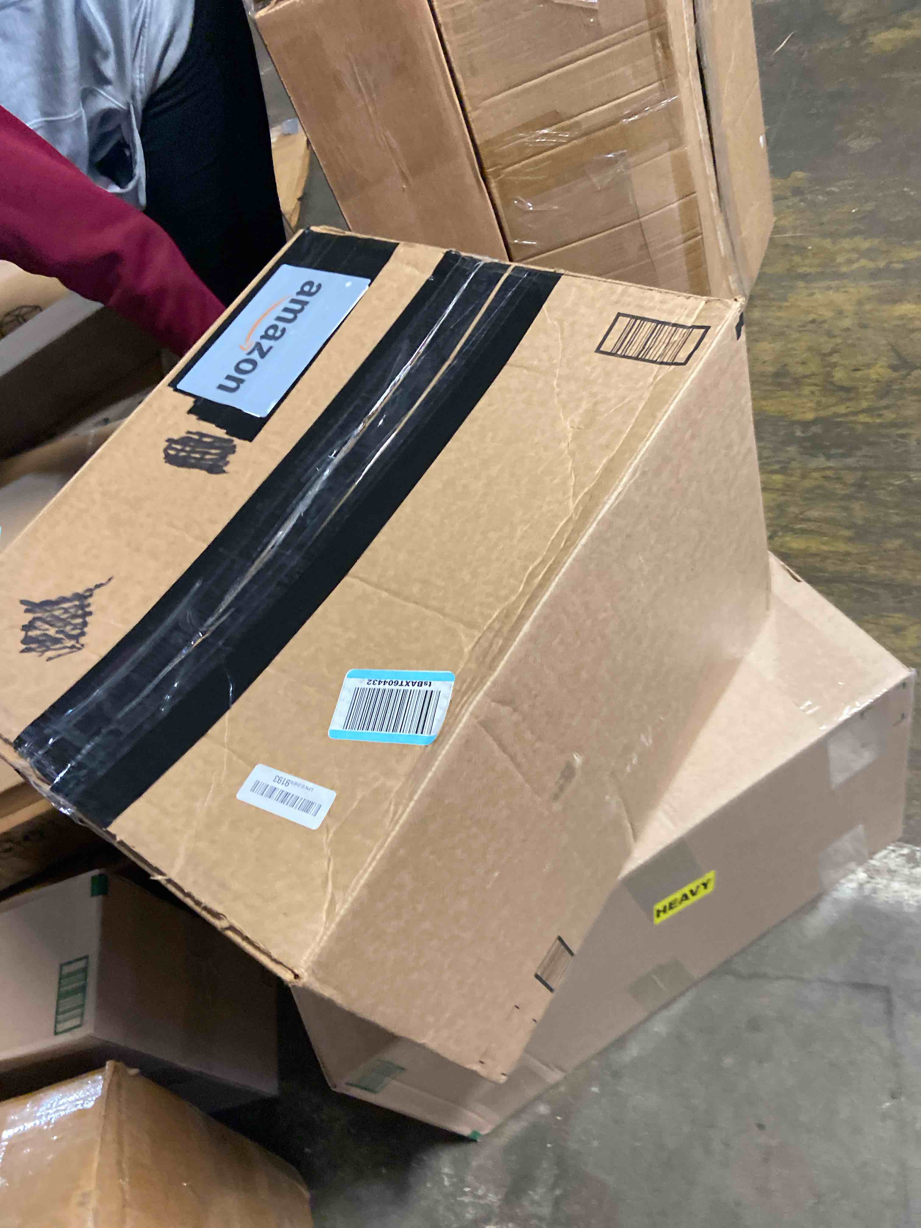 https://s3.amazonaws.com/lotting-images-prod/phillipi/TEA3362228_1758651491652.jpeg