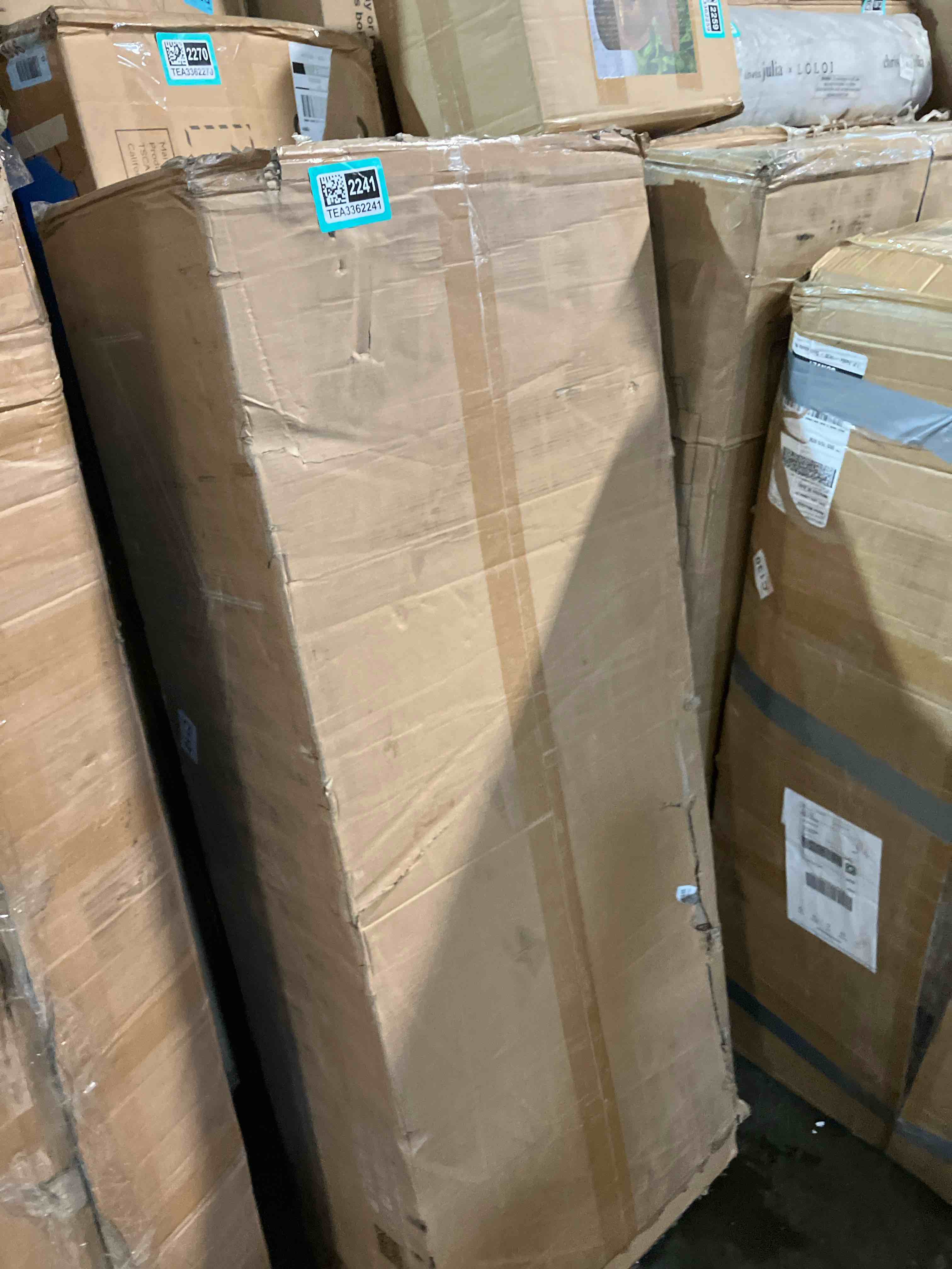 https://s3.amazonaws.com/lotting-images-prod/phillipi/TEA3362241_1758656181007.jpeg