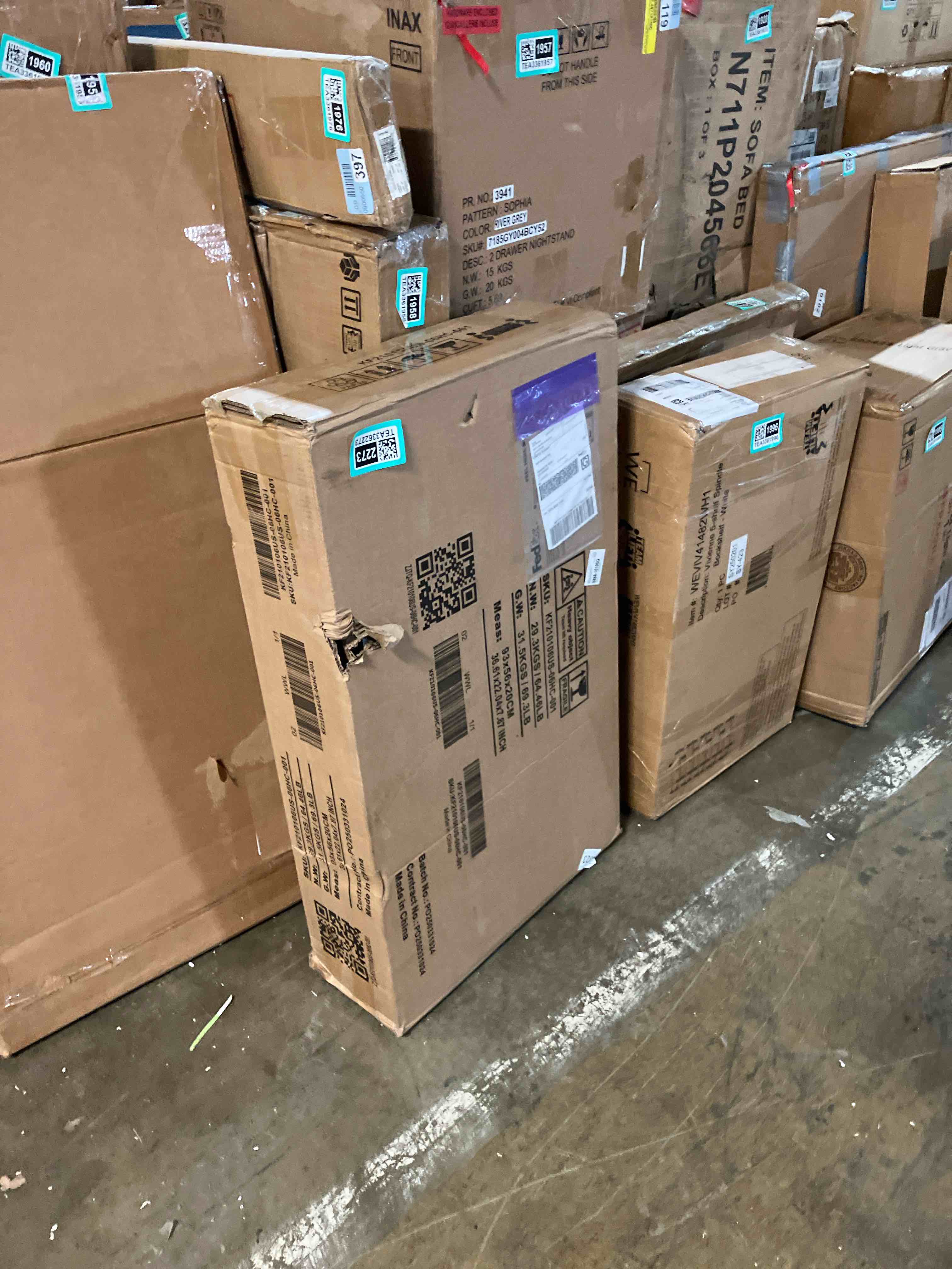 https://s3.amazonaws.com/lotting-images-prod/phillipi/TEA3362273_1758650135611.jpeg