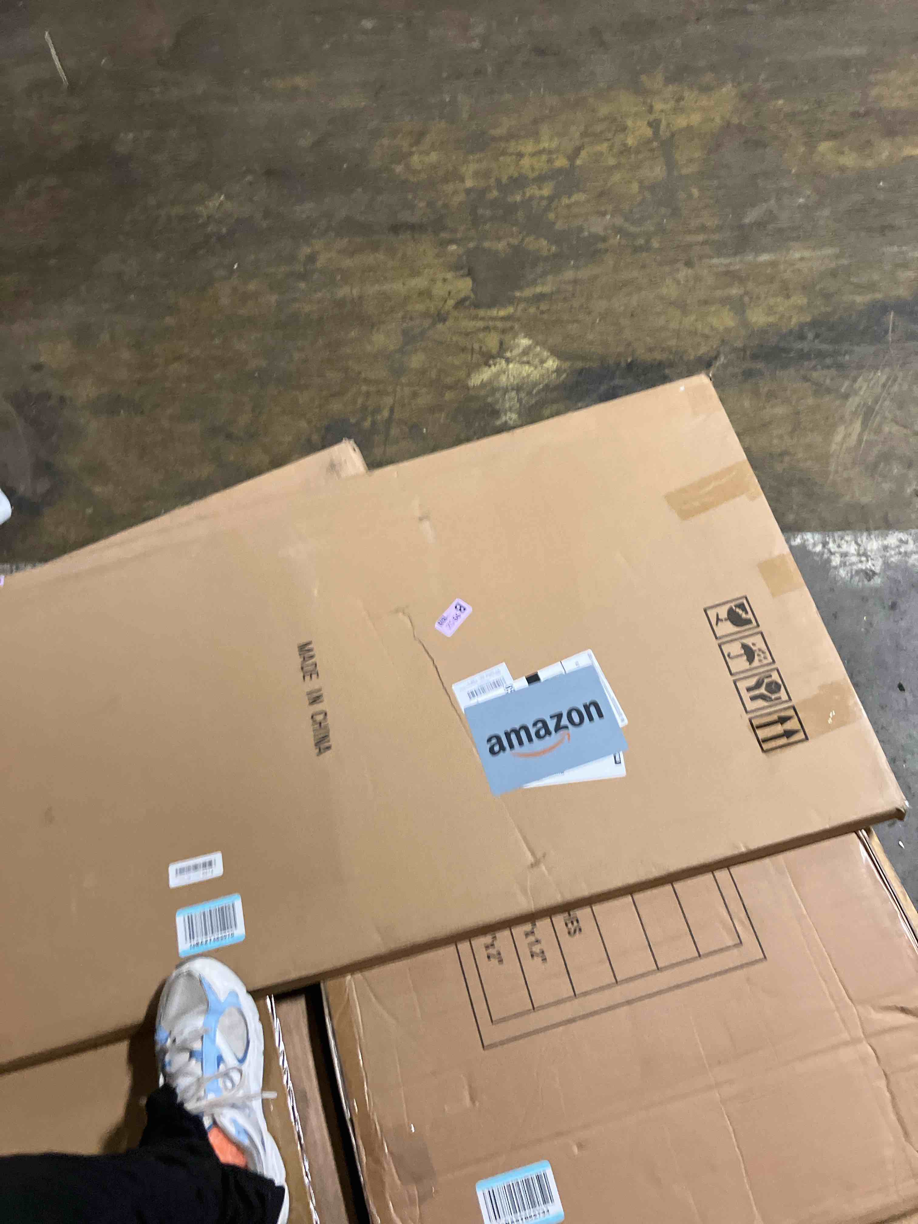 https://s3.amazonaws.com/lotting-images-prod/phillipi/TEA3362352_1758654031549.jpeg