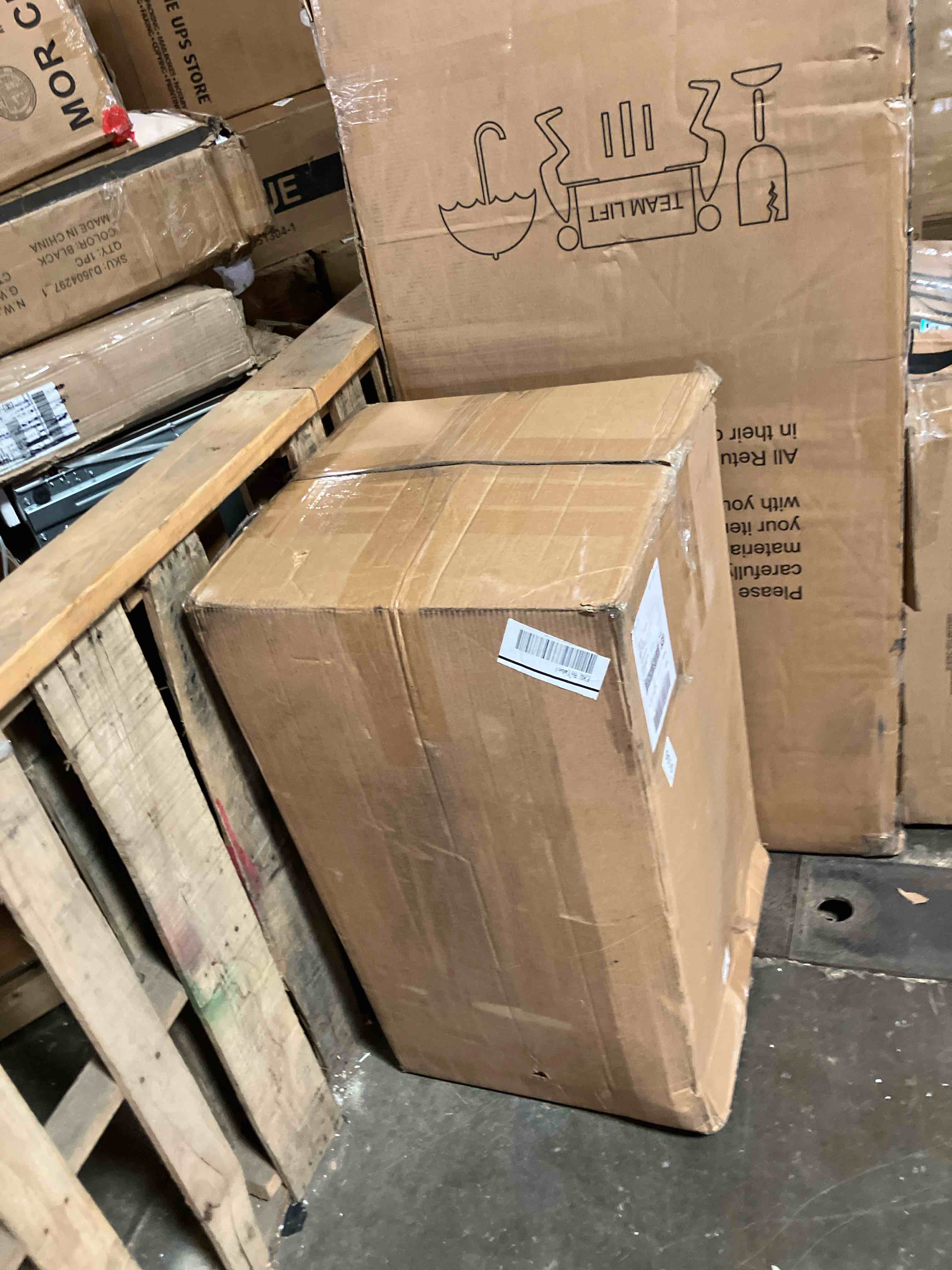 https://s3.amazonaws.com/lotting-images-prod/phillipi/TEA3362384_1758740916797.jpeg