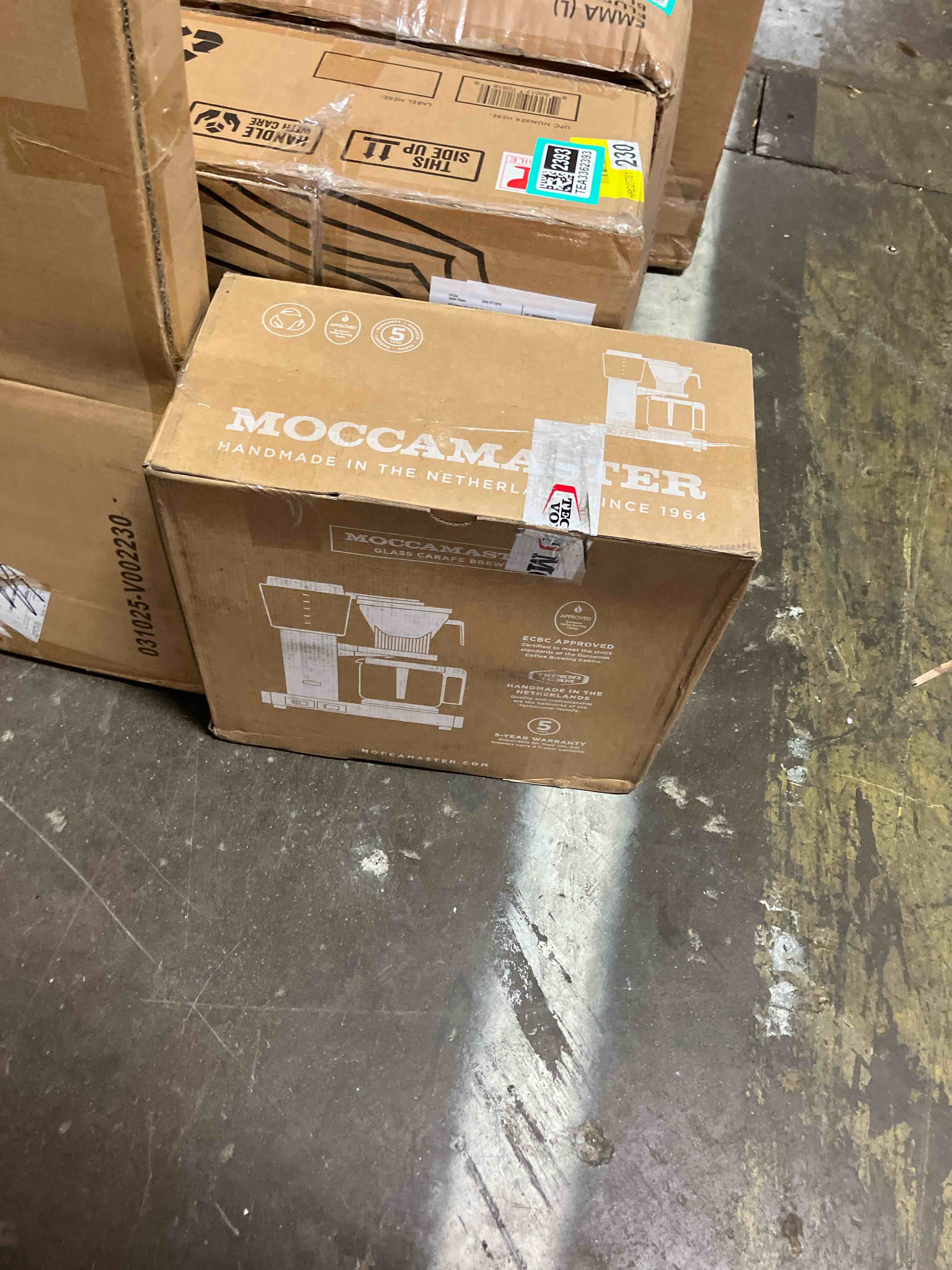 https://s3.amazonaws.com/lotting-images-prod/phillipi/TEA3362395_1758742670515.jpeg