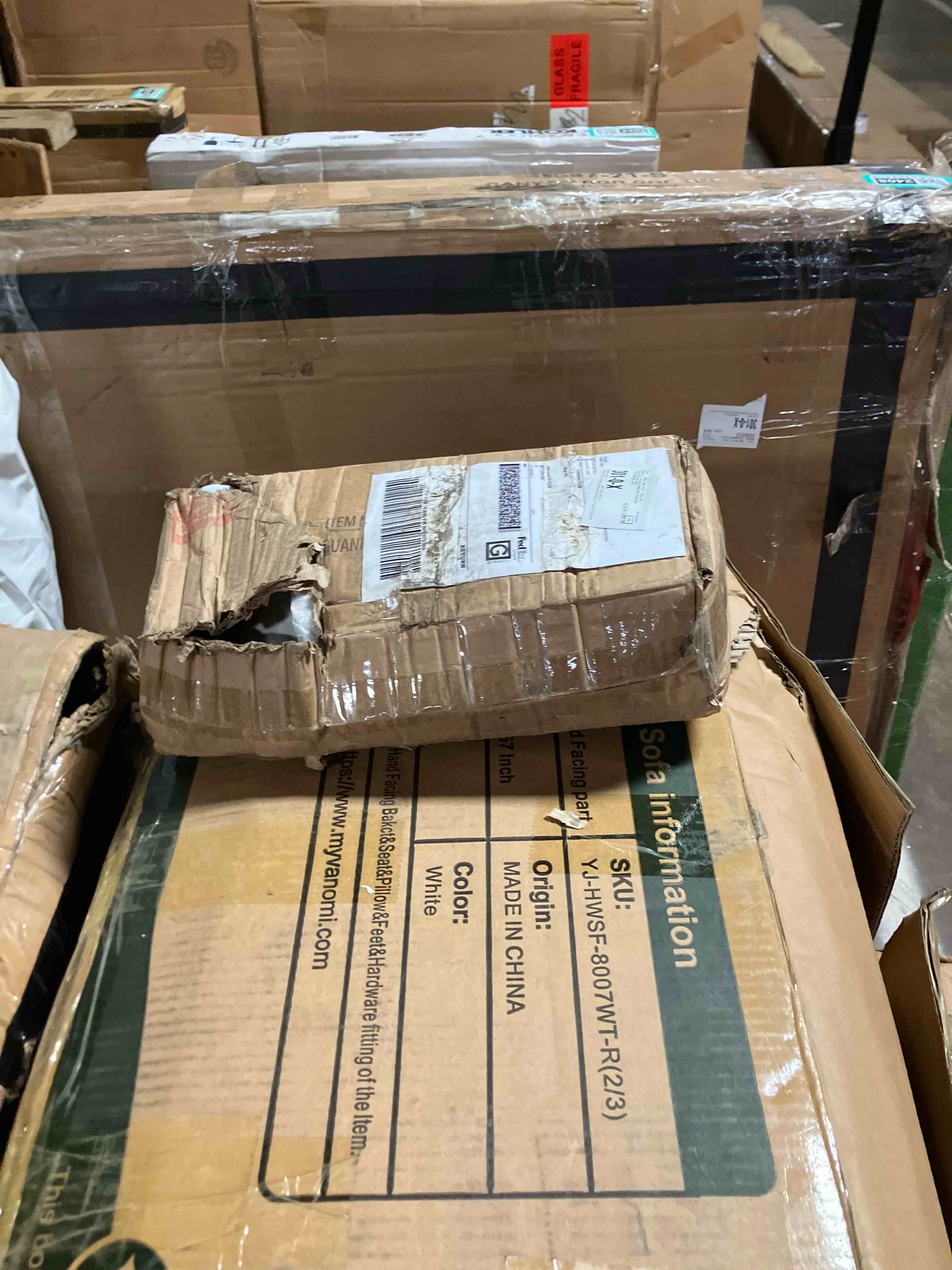 https://s3.amazonaws.com/lotting-images-prod/phillipi/TEA3362413_1758745780027.jpeg