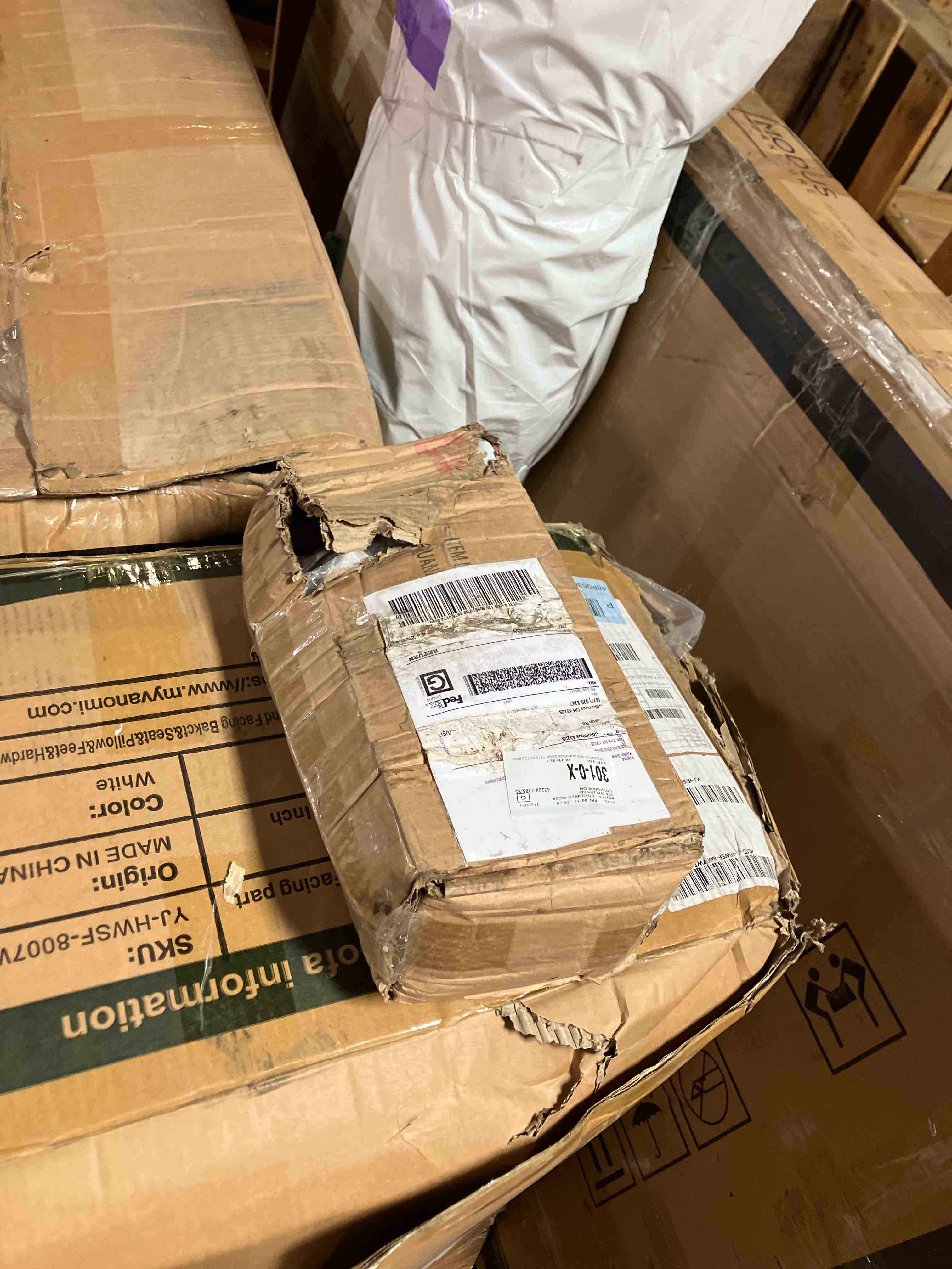 https://s3.amazonaws.com/lotting-images-prod/phillipi/TEA3362413_1758745782169.jpeg