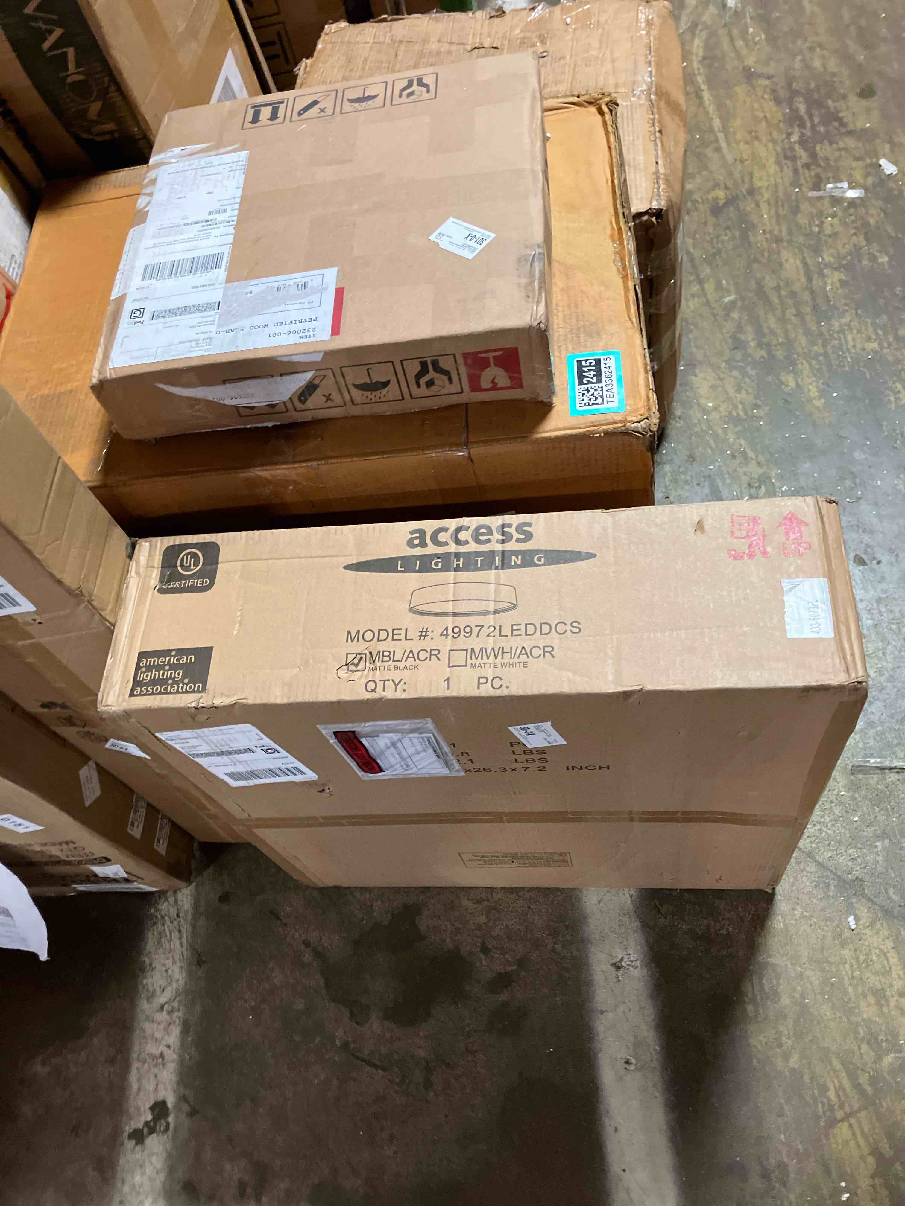 https://s3.amazonaws.com/lotting-images-prod/phillipi/TEA3362420_1758746715361.jpeg