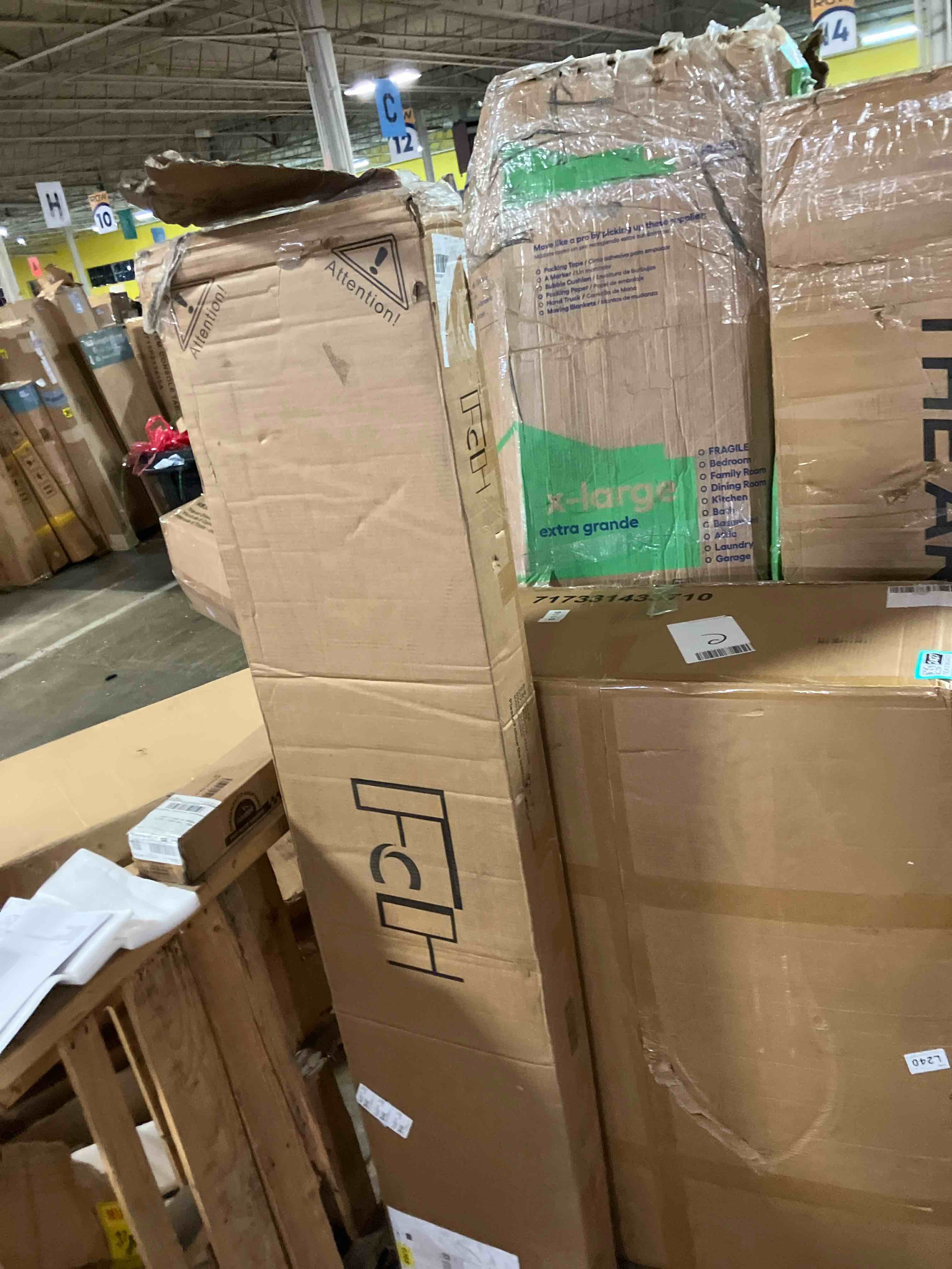 https://s3.amazonaws.com/lotting-images-prod/phillipi/TEA3362428_1758748184893.jpeg