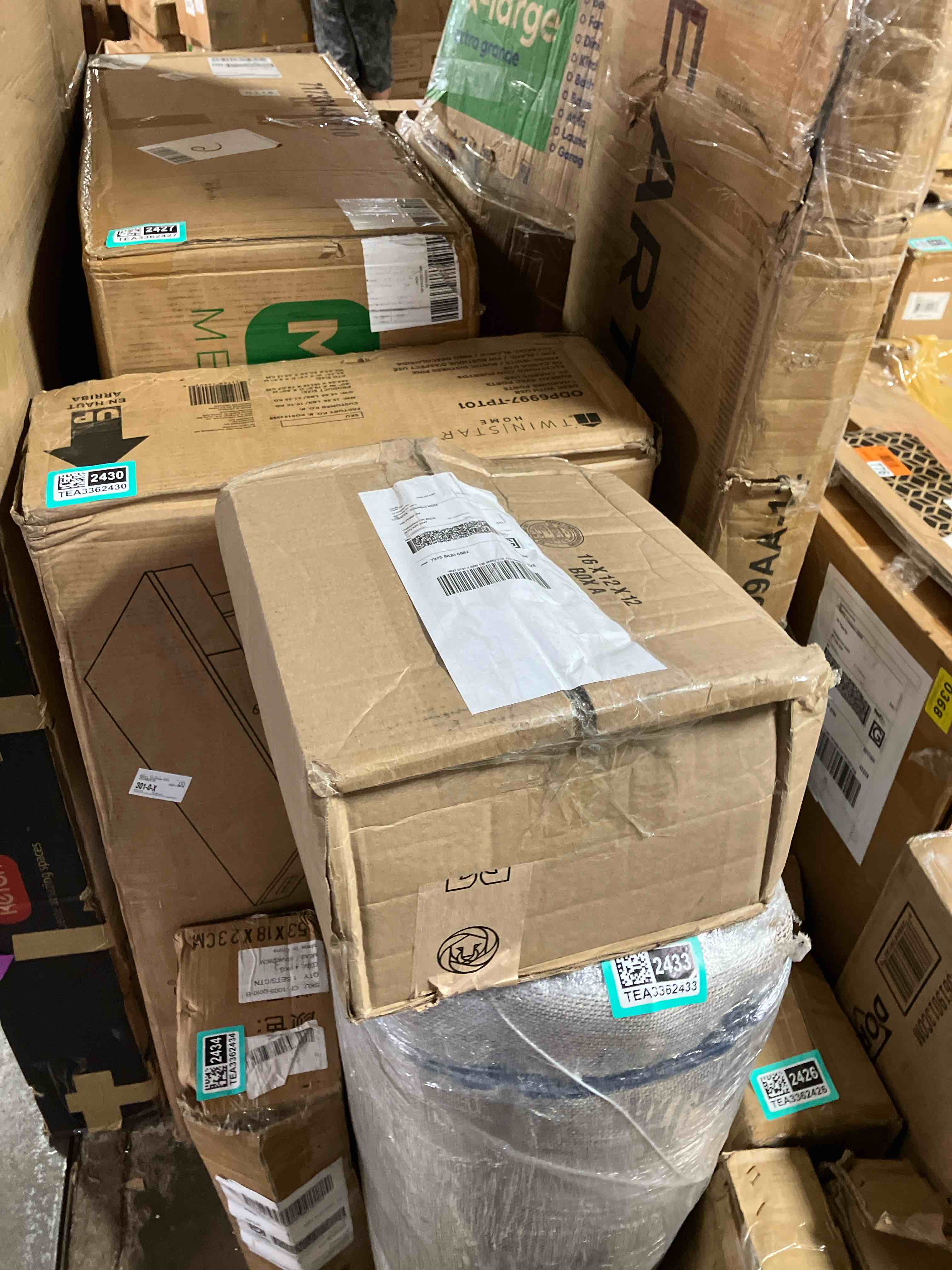 https://s3.amazonaws.com/lotting-images-prod/phillipi/TEA3362435_1758749073998.jpeg