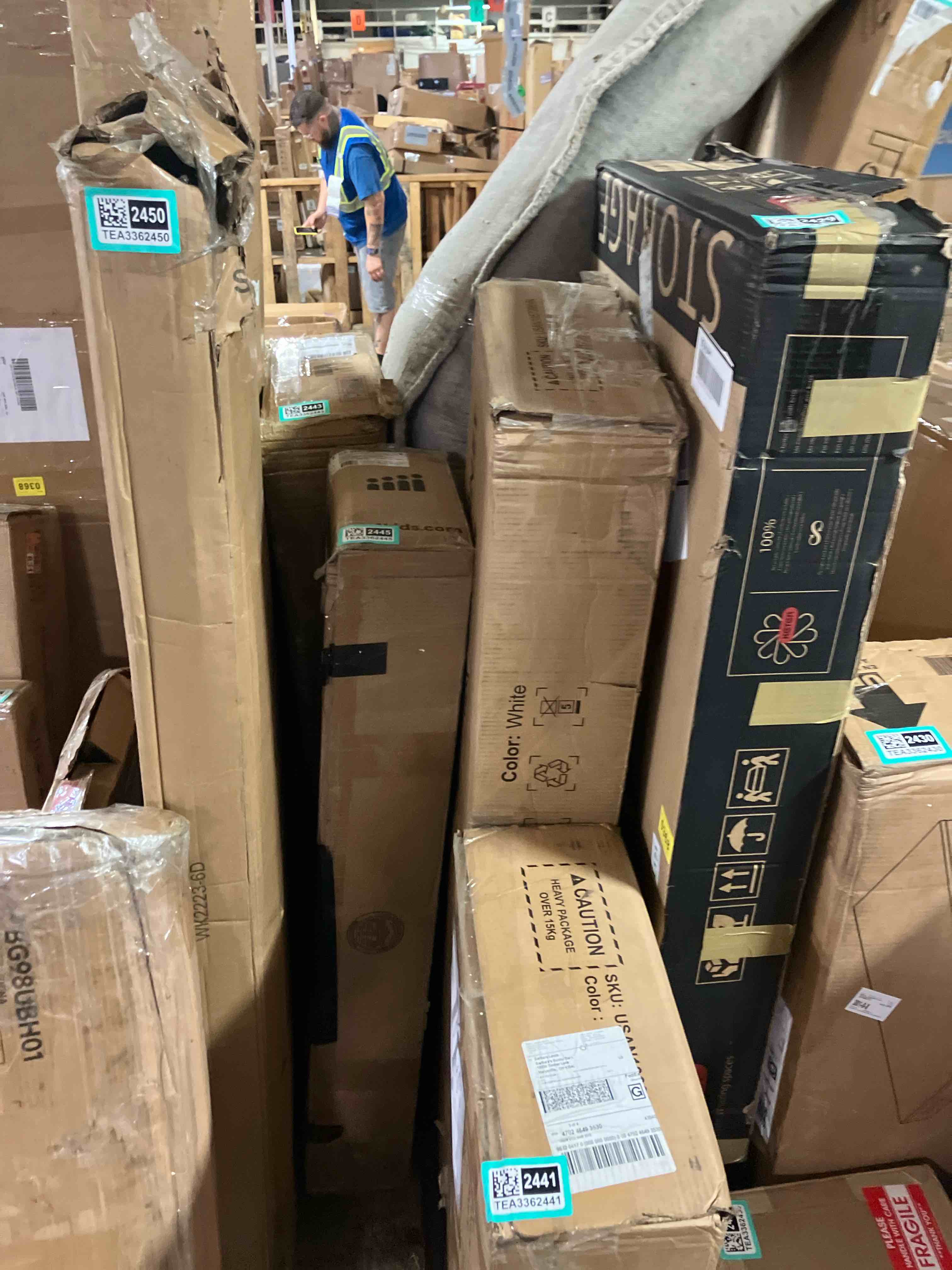 https://s3.amazonaws.com/lotting-images-prod/phillipi/TEA3362441_1758808610529.jpeg