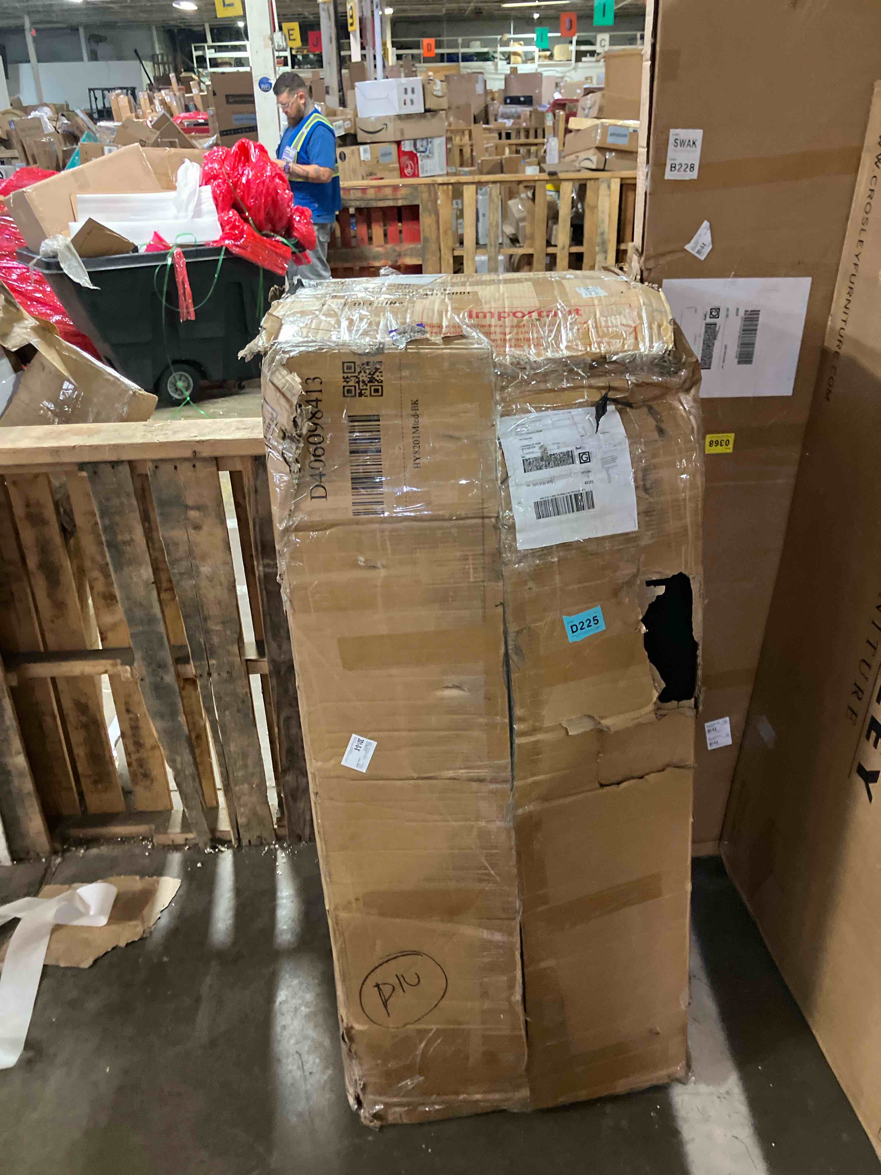 https://s3.amazonaws.com/lotting-images-prod/phillipi/TEA3362453_1758809165433.jpeg