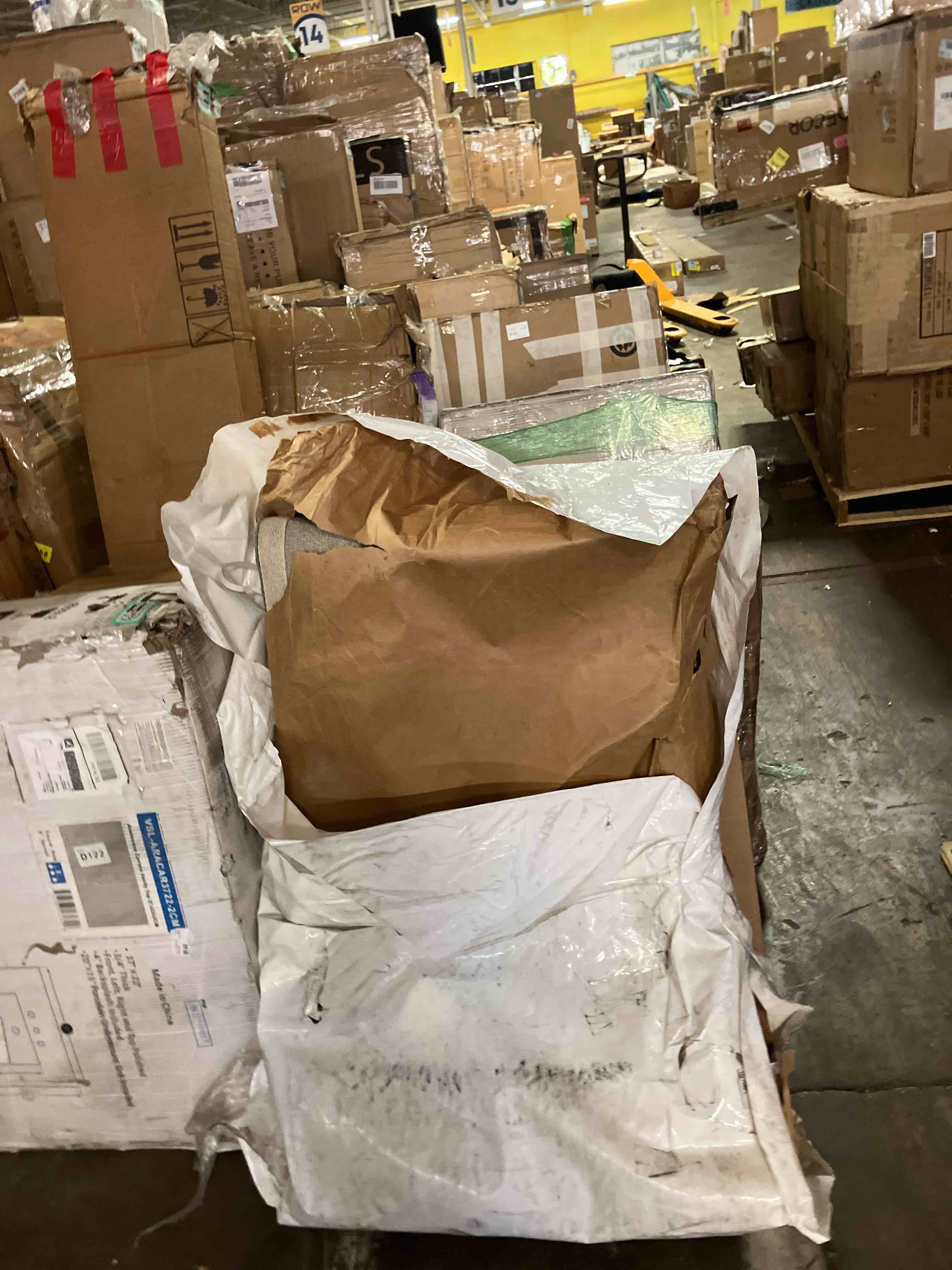 https://s3.amazonaws.com/lotting-images-prod/phillipi/TEA3362468_1758814202397.jpeg