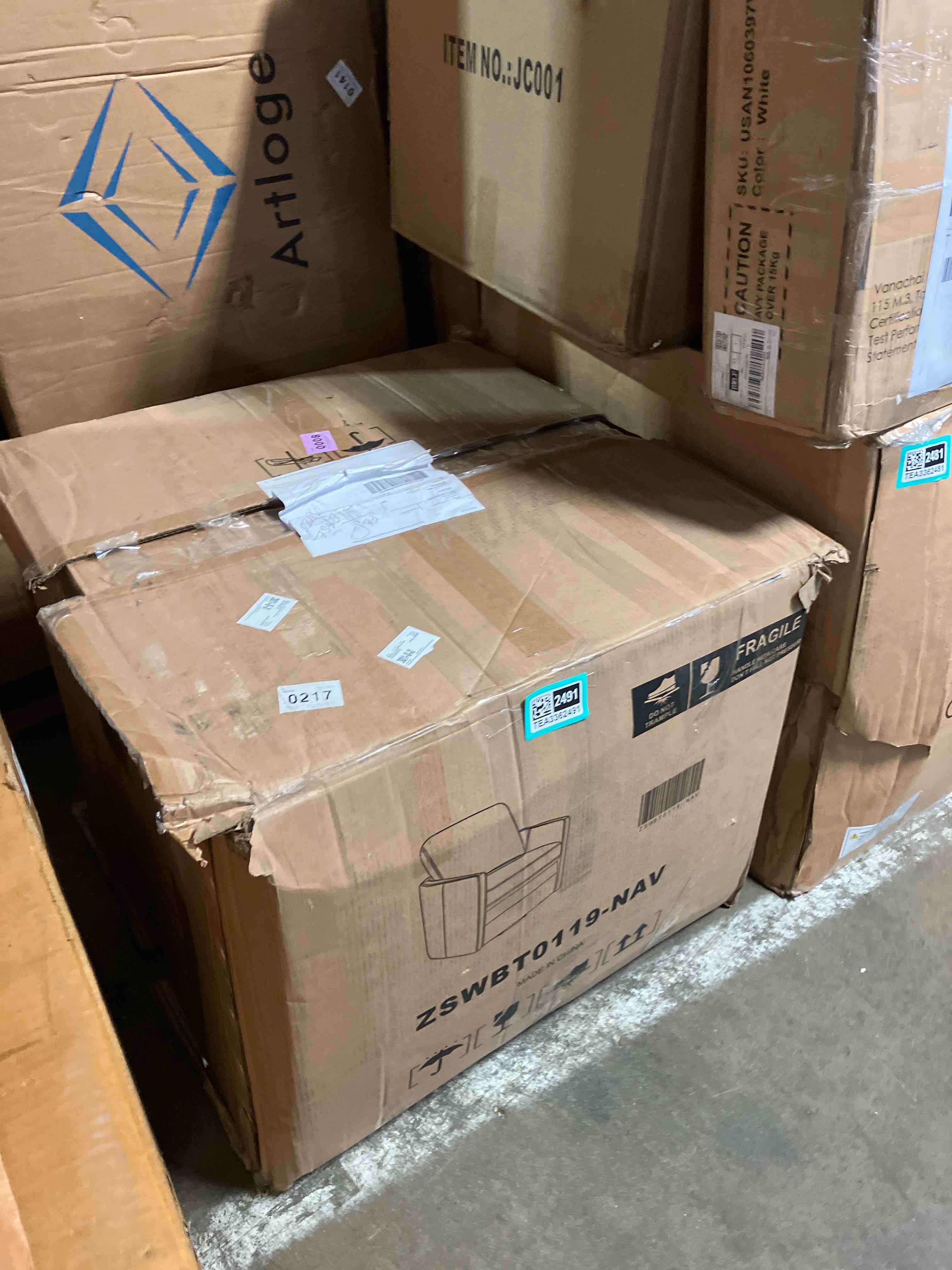 https://s3.amazonaws.com/lotting-images-prod/phillipi/TEA3362491_1758744400049.jpeg