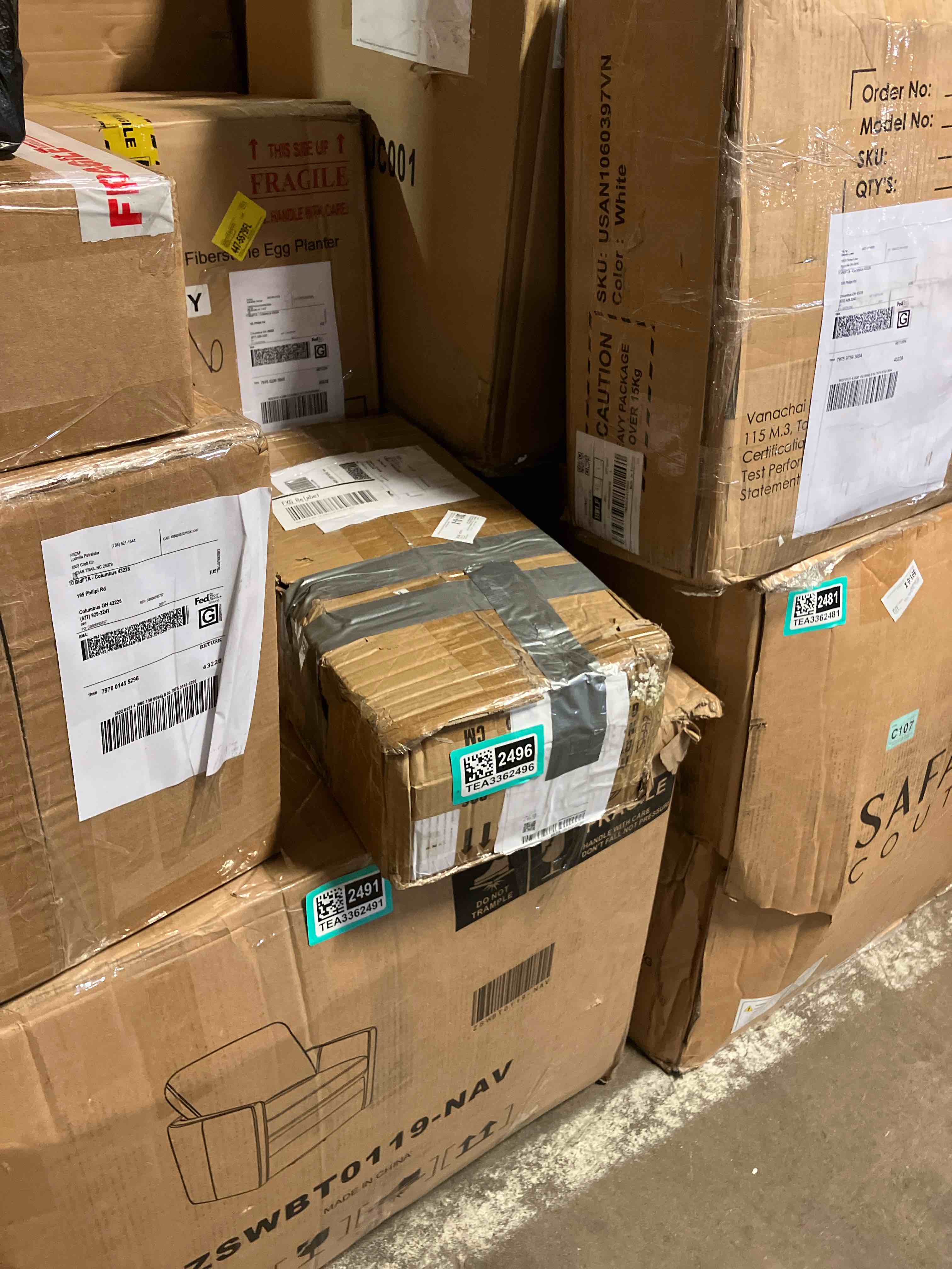 https://s3.amazonaws.com/lotting-images-prod/phillipi/TEA3362496_1758745131052.jpeg
