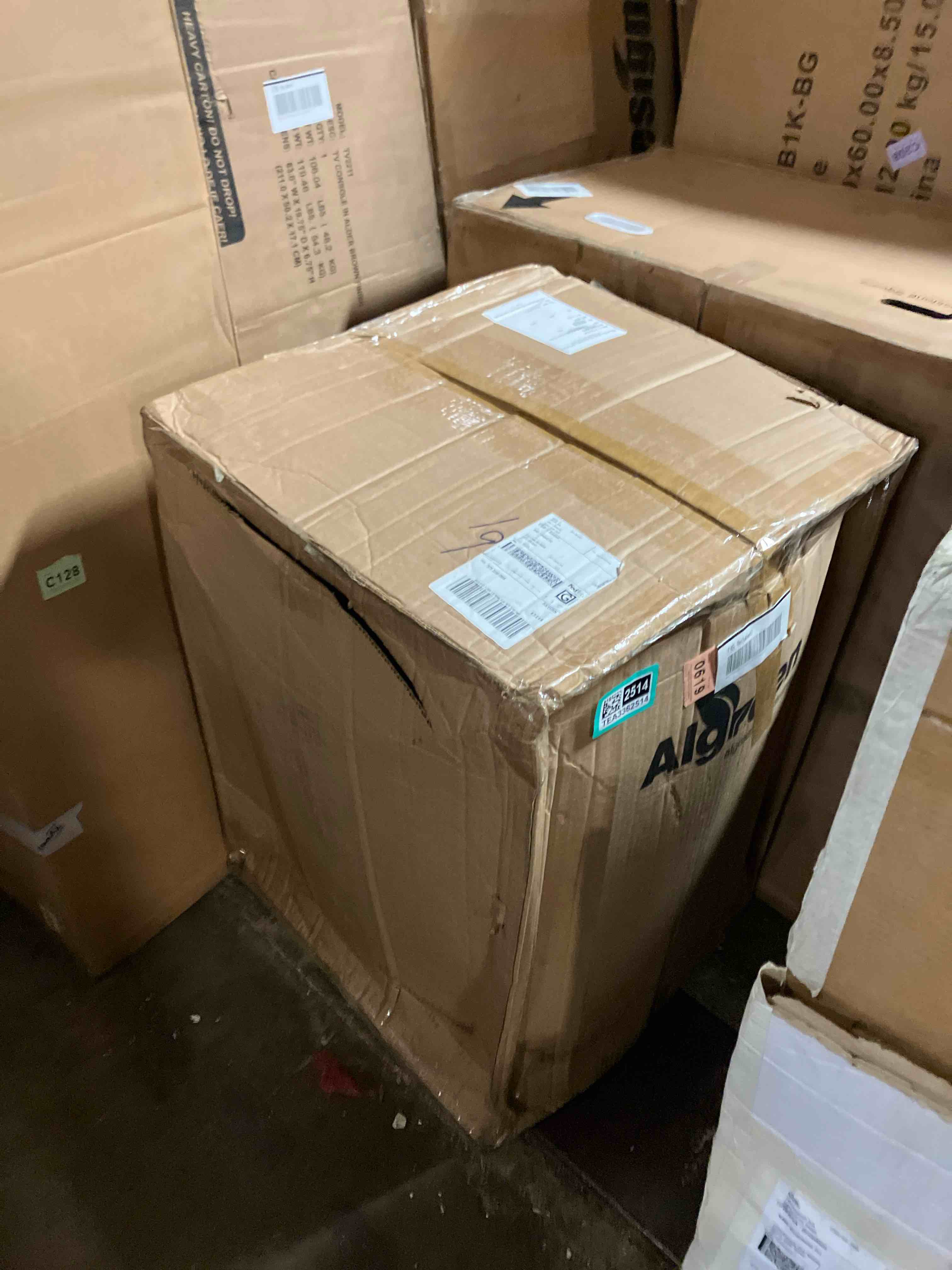 https://s3.amazonaws.com/lotting-images-prod/phillipi/TEA3362514_1758823783235.jpeg