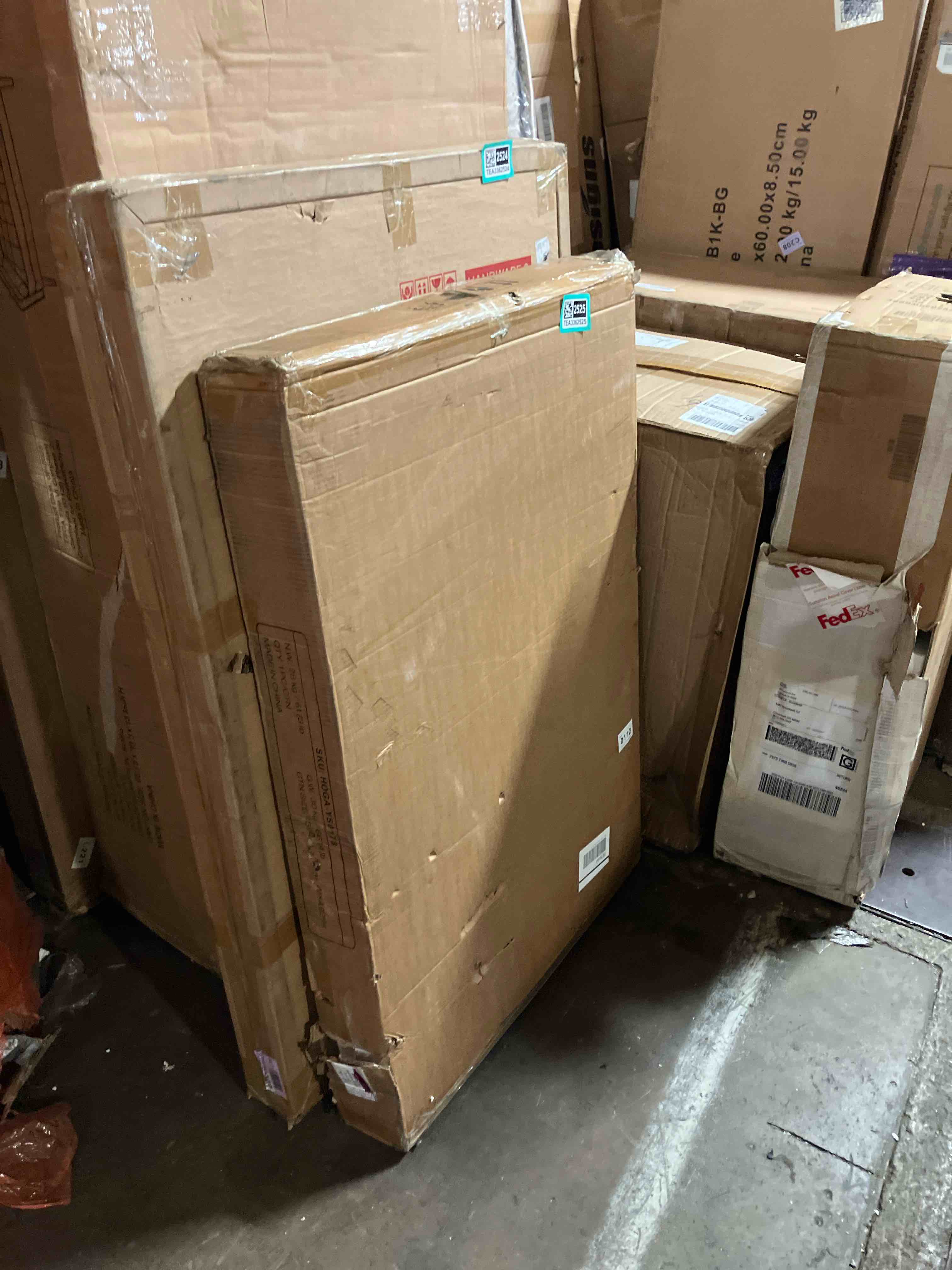 https://s3.amazonaws.com/lotting-images-prod/phillipi/TEA3362525_1758825203753.jpeg