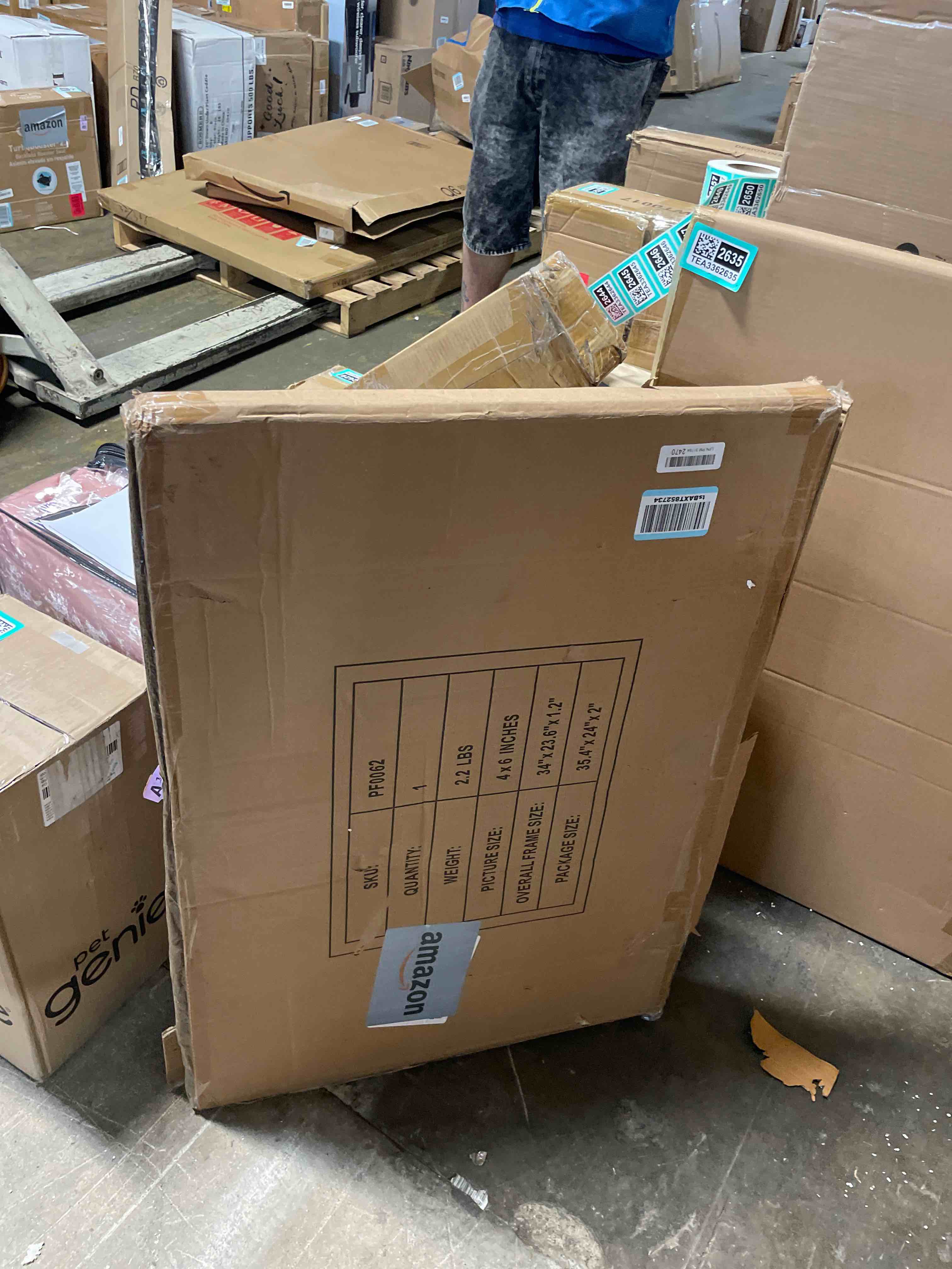 https://s3.amazonaws.com/lotting-images-prod/phillipi/TEA3362639_1758902619525.jpeg