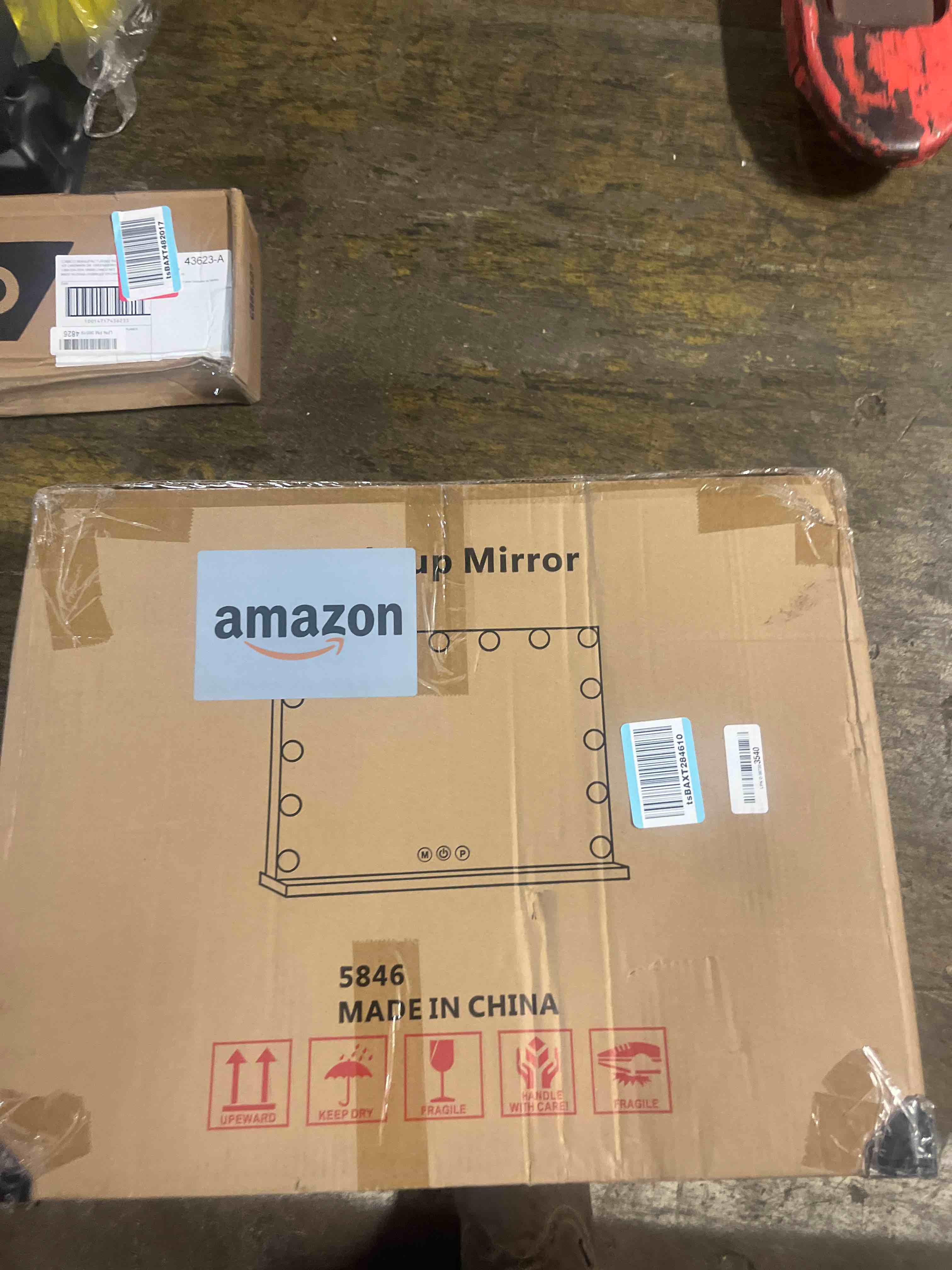 https://s3.amazonaws.com/lotting-images-prod/phillipi/TEA3362701_1758910353871.jpeg