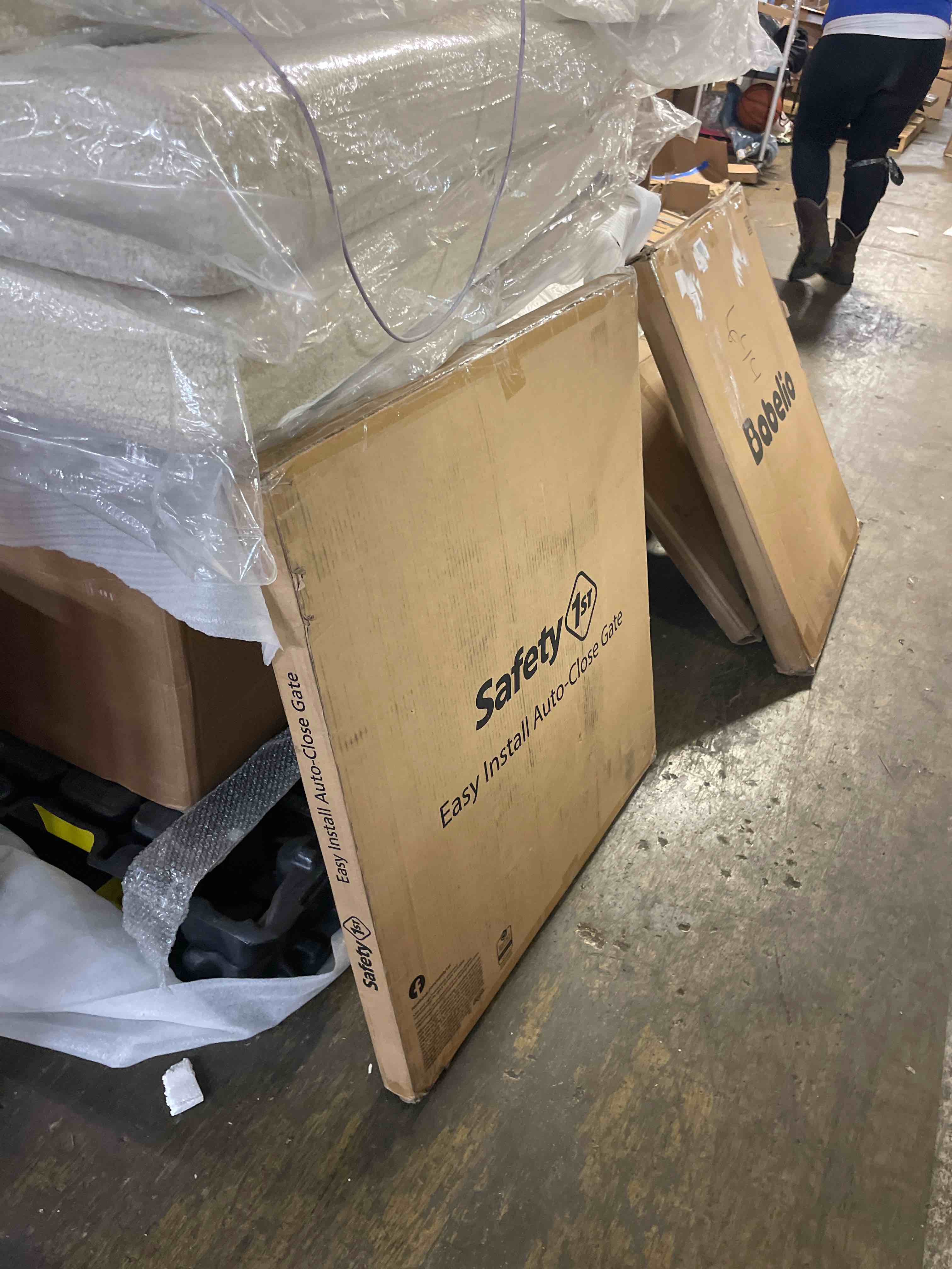 https://s3.amazonaws.com/lotting-images-prod/phillipi/TEA3362747_1758917504216.jpeg