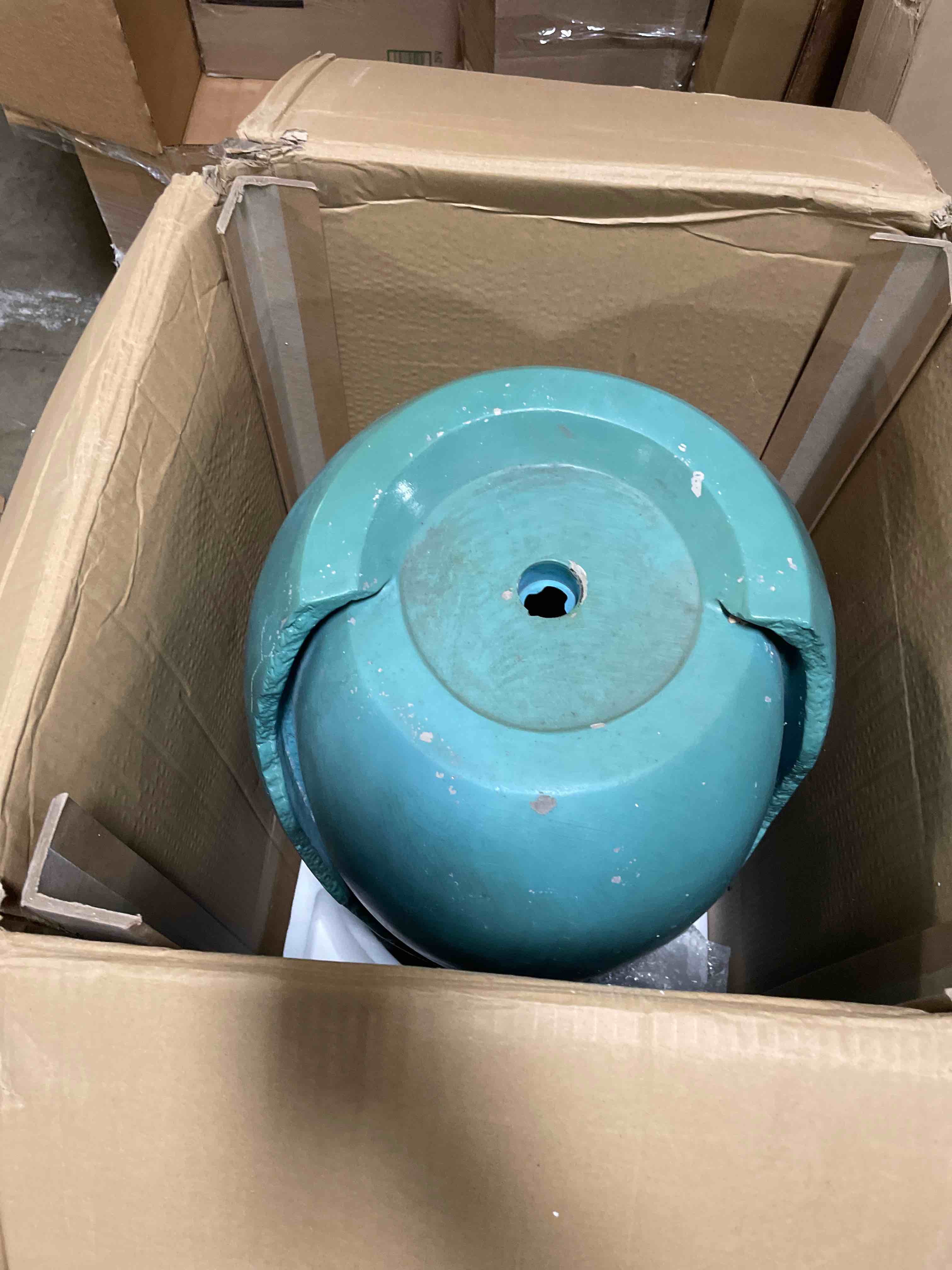https://s3.amazonaws.com/lotting-images-prod/phillipi/TEA3362800_1759331039095.jpeg