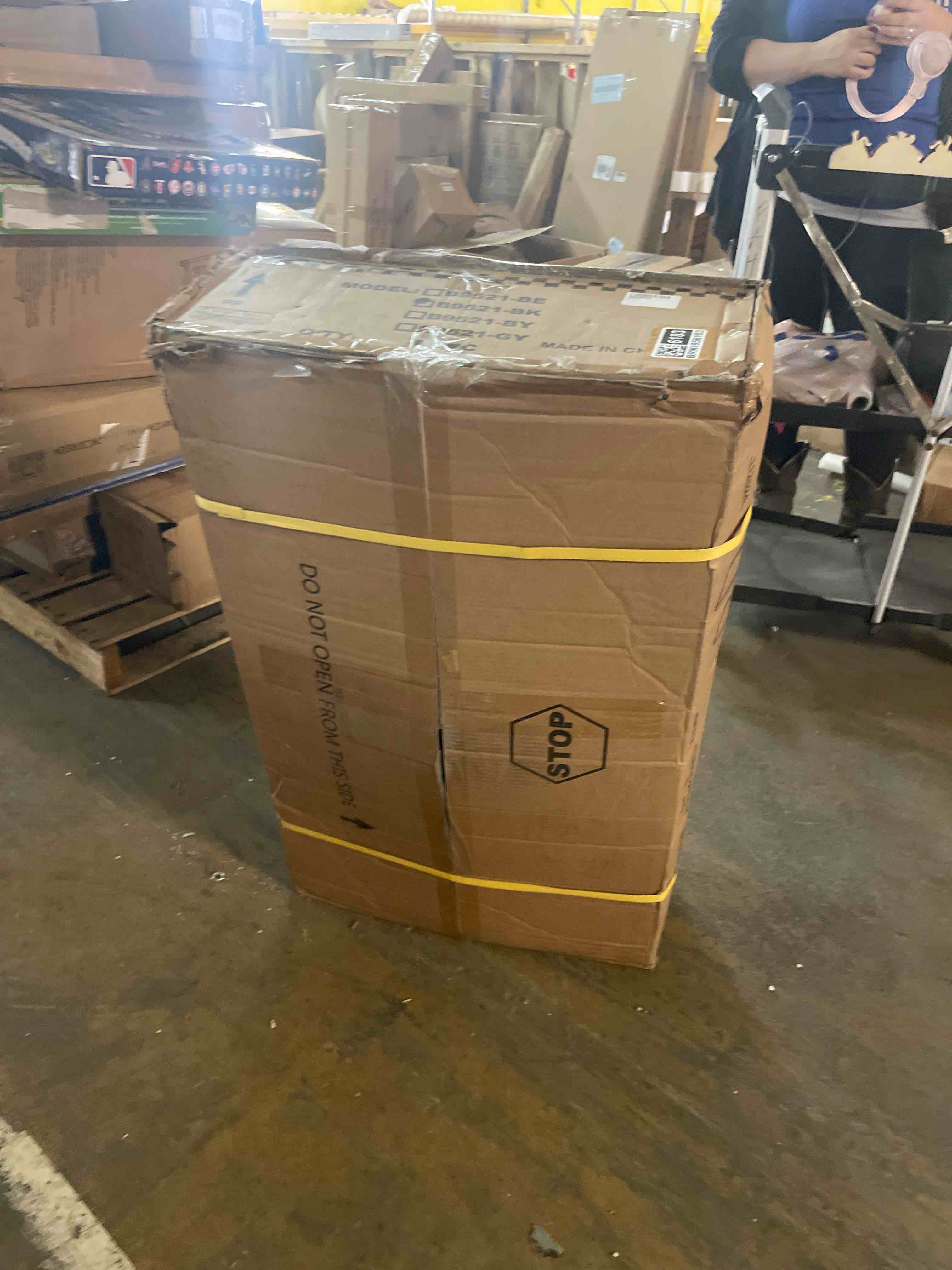 https://s3.amazonaws.com/lotting-images-prod/phillipi/TEA3362923_1759761768732.jpeg