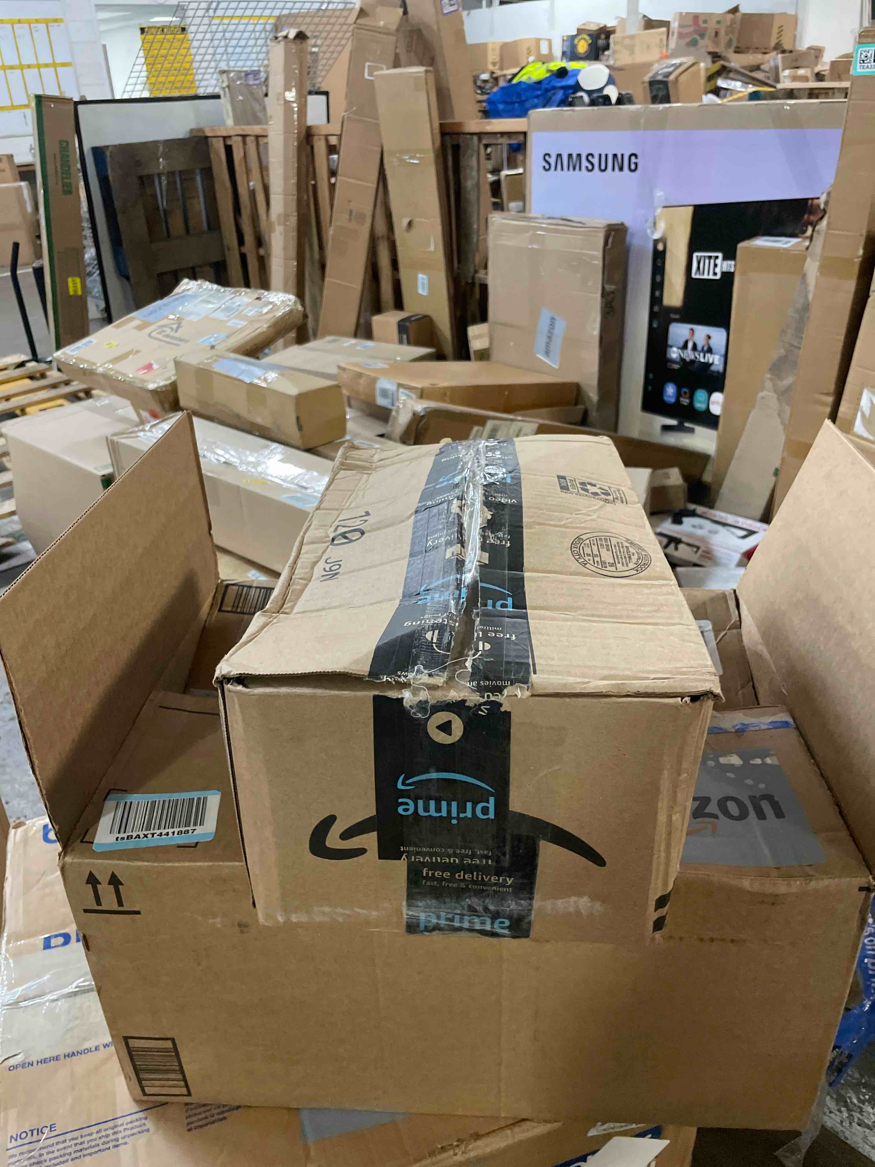 https://s3.amazonaws.com/lotting-images-prod/phillipi/TEA3363064_1760037176013.jpeg