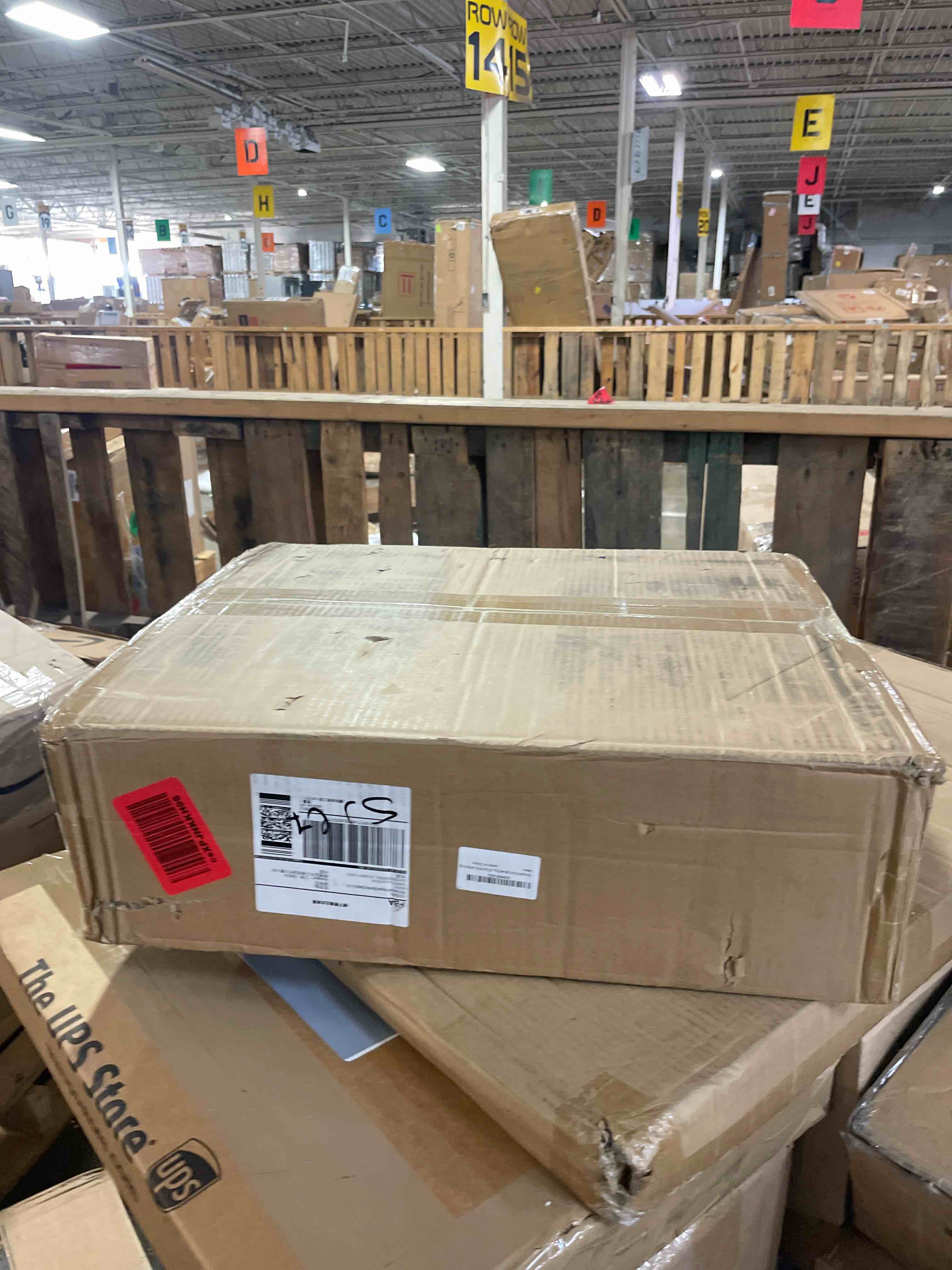 https://s3.amazonaws.com/lotting-images-prod/phillipi/TEA3363081_1760039113097.jpeg