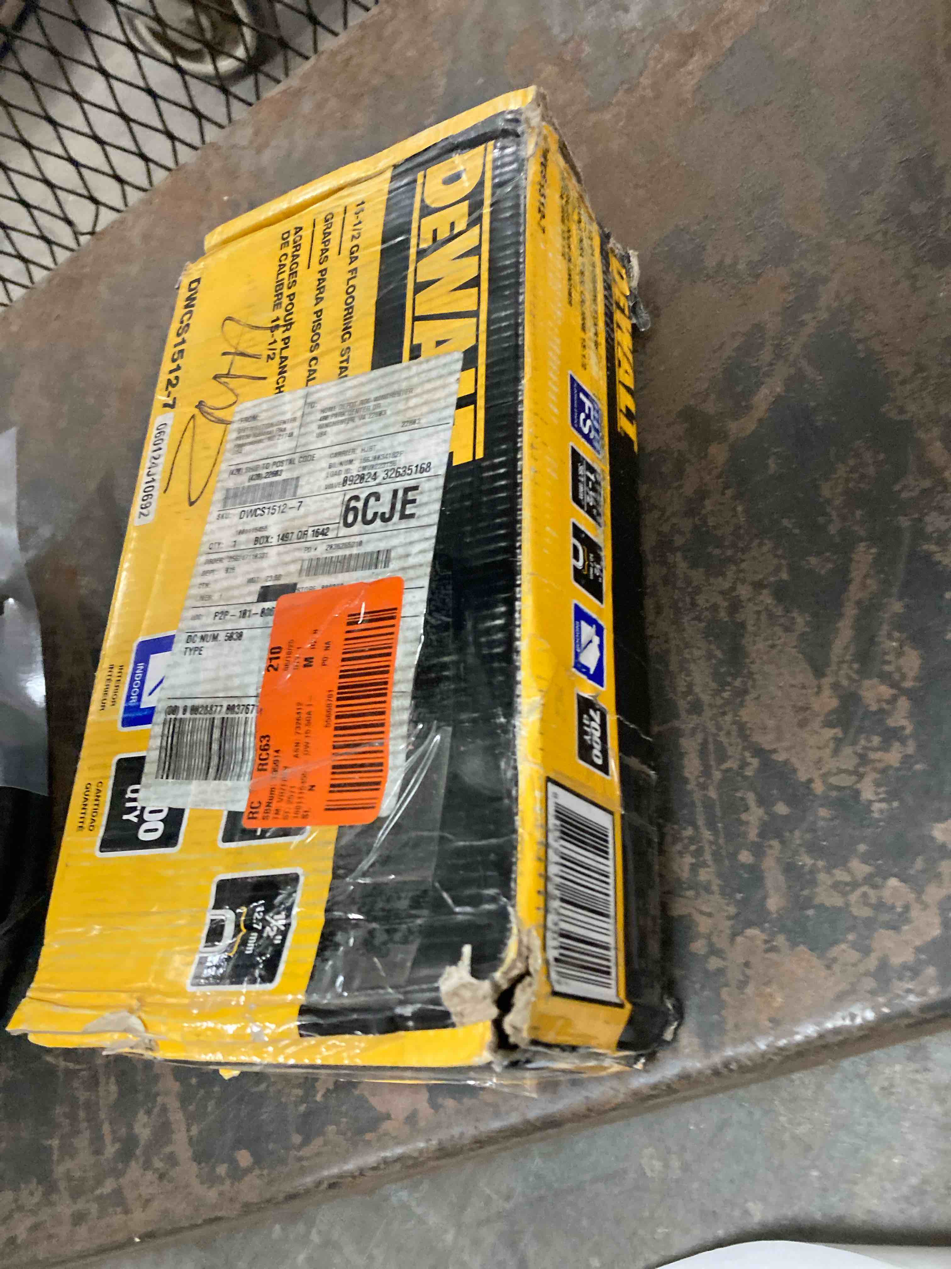 https://s3.amazonaws.com/lotting-images-prod/phillipi/TEA3363153_1760462090855.jpeg