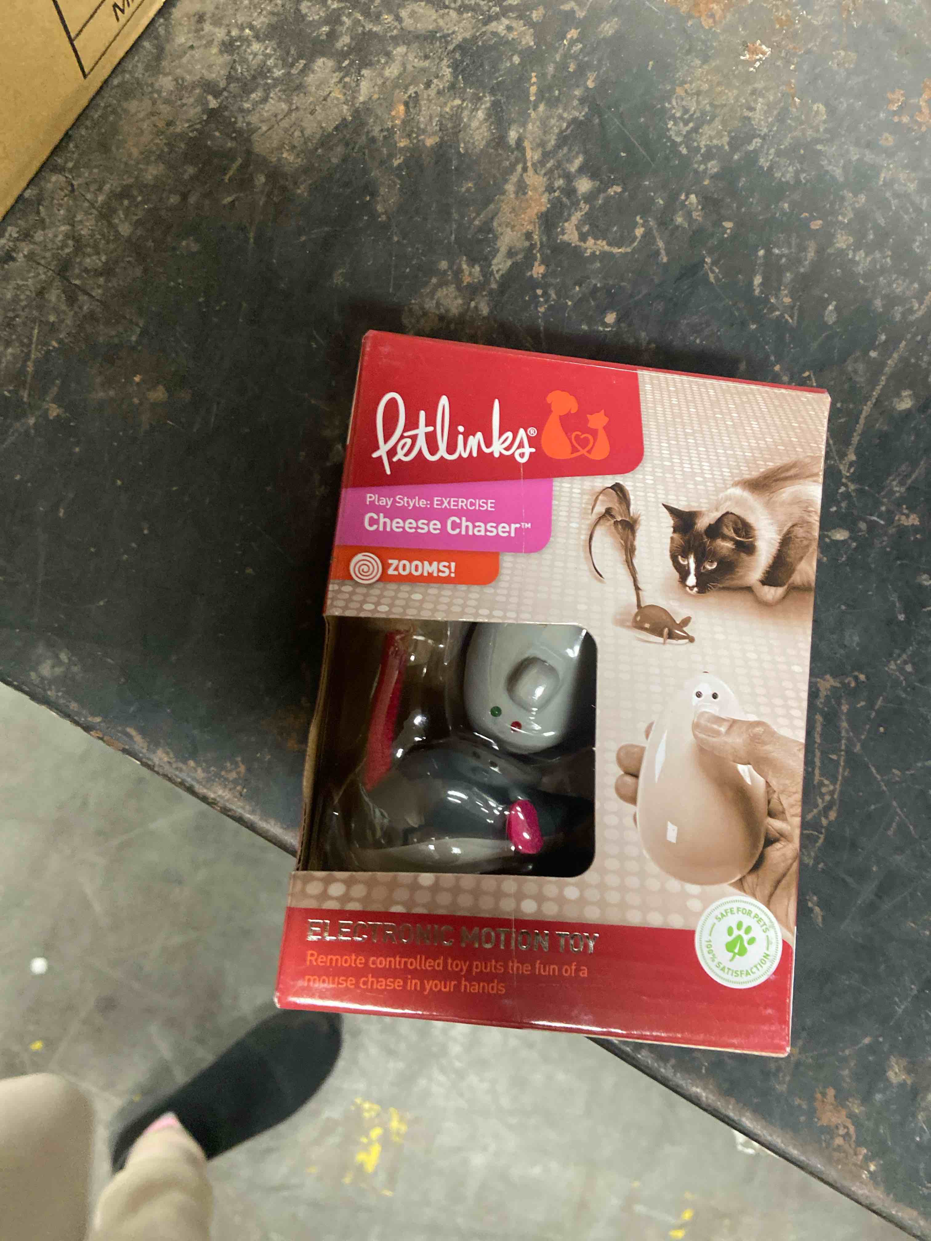 https://s3.amazonaws.com/lotting-images-prod/phillipi/TEA3363222_1761140283355.jpeg