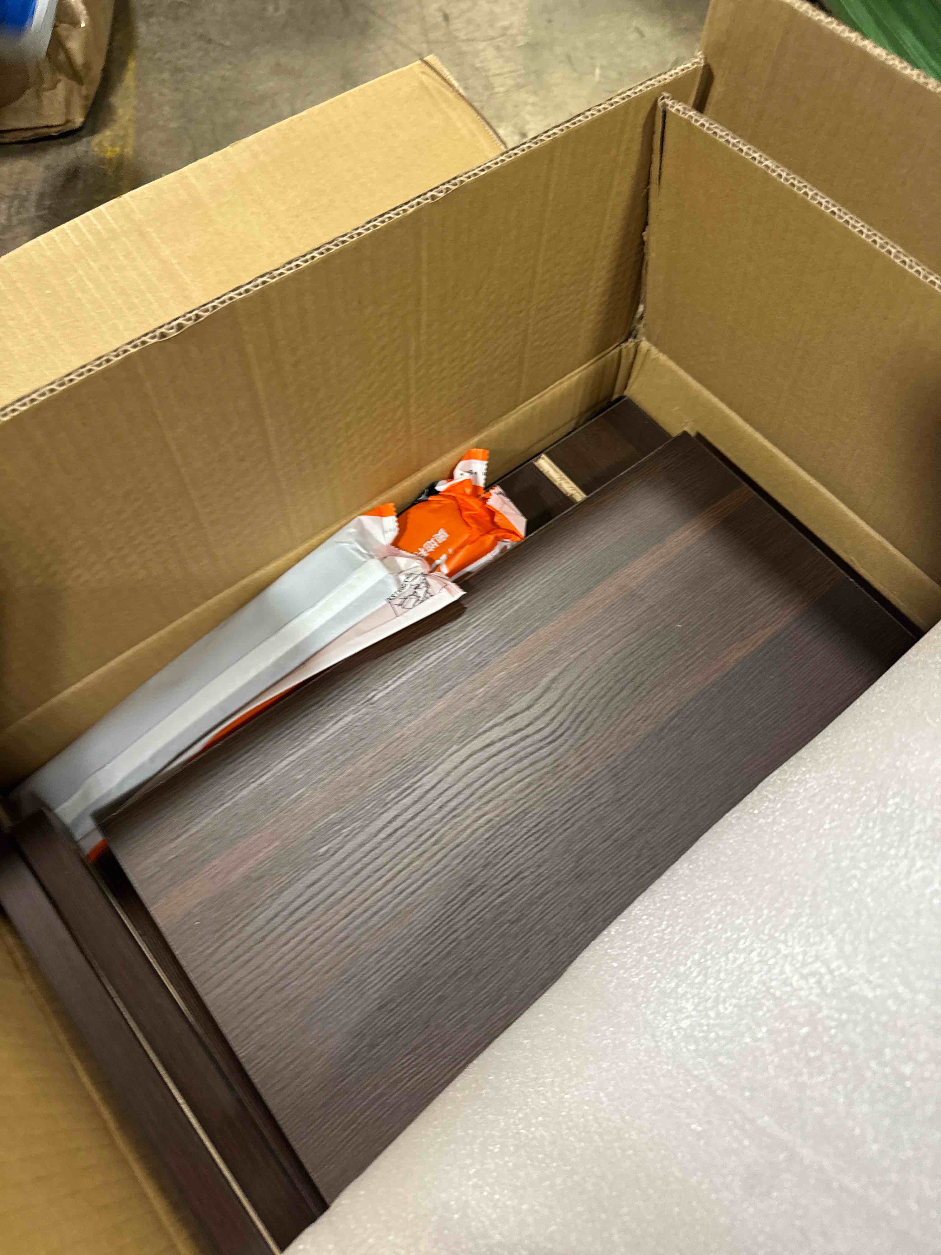 https://s3.amazonaws.com/lotting-images-prod/phillipi/TEA3364122_1755552921551.jpeg