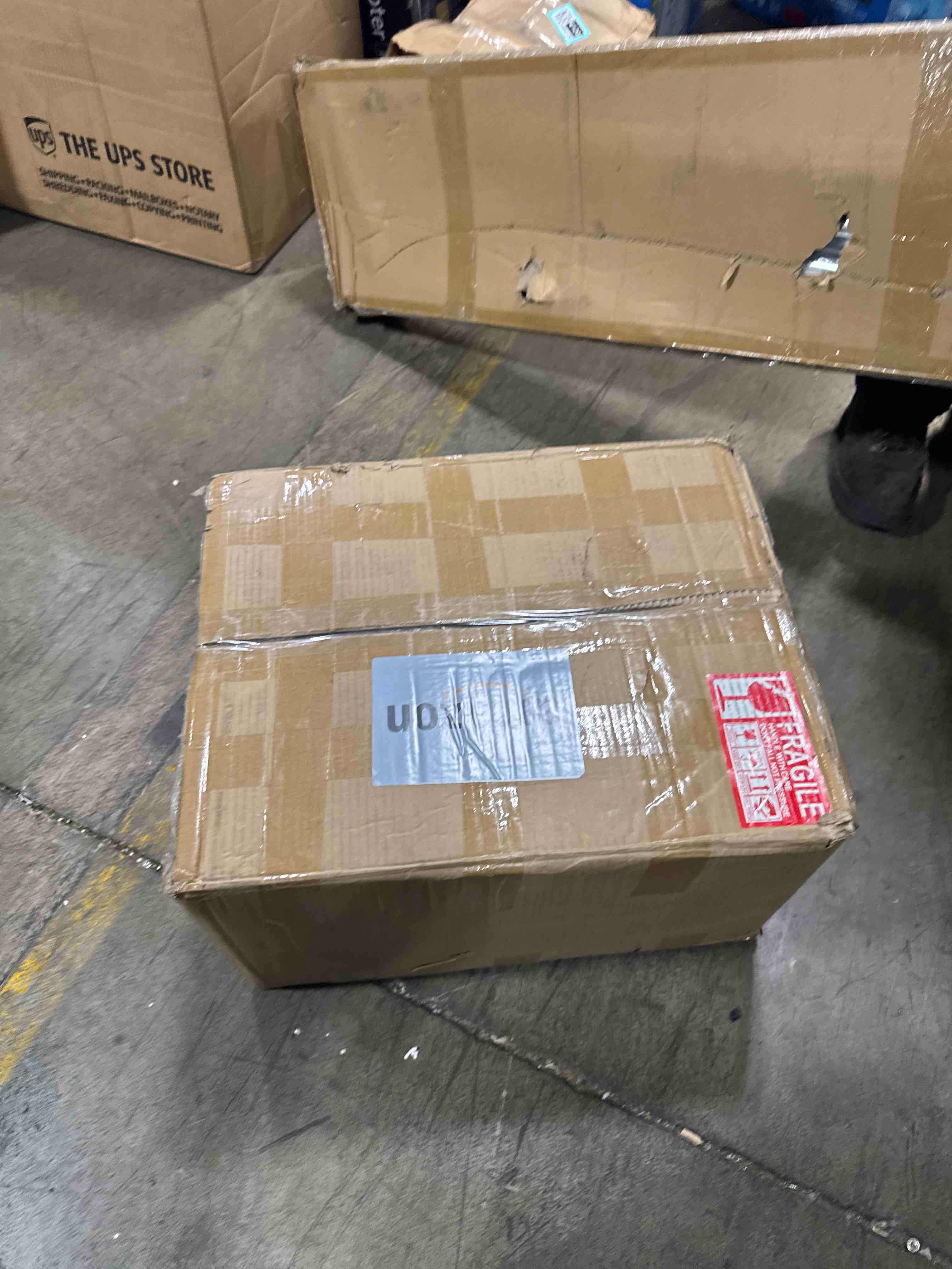 https://s3.amazonaws.com/lotting-images-prod/phillipi/TEA3364122_1755552948546.jpeg