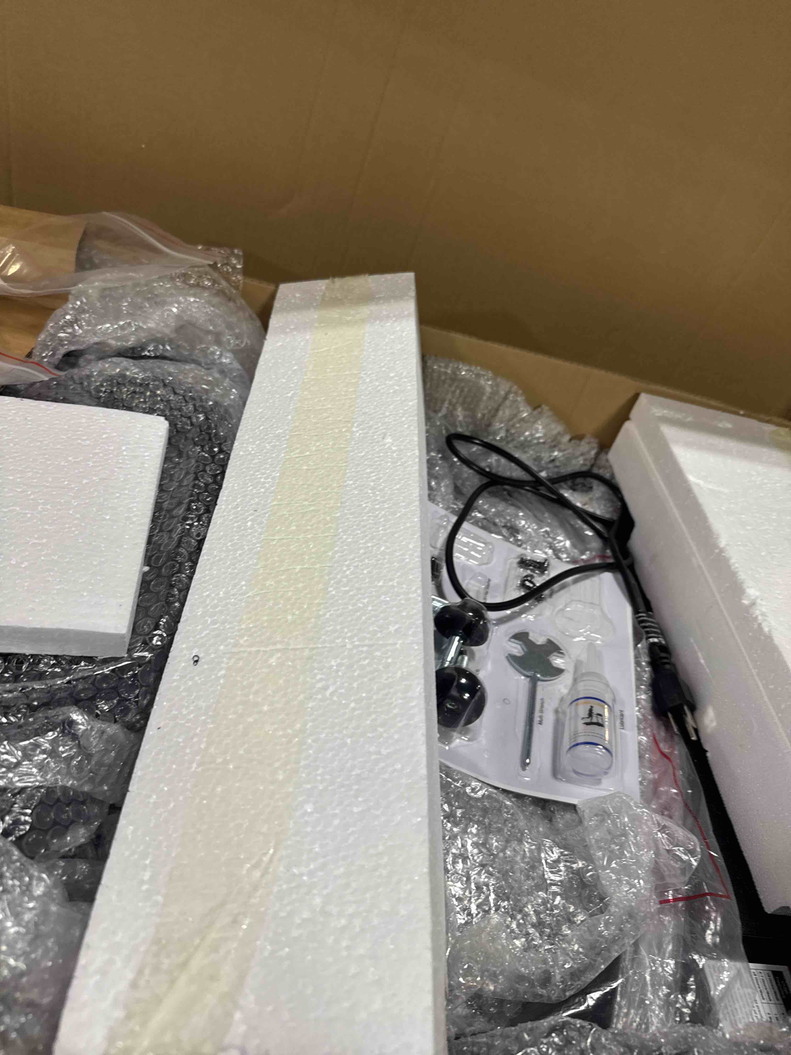 https://s3.amazonaws.com/lotting-images-prod/phillipi/TEA3364132_1755554147991.jpeg