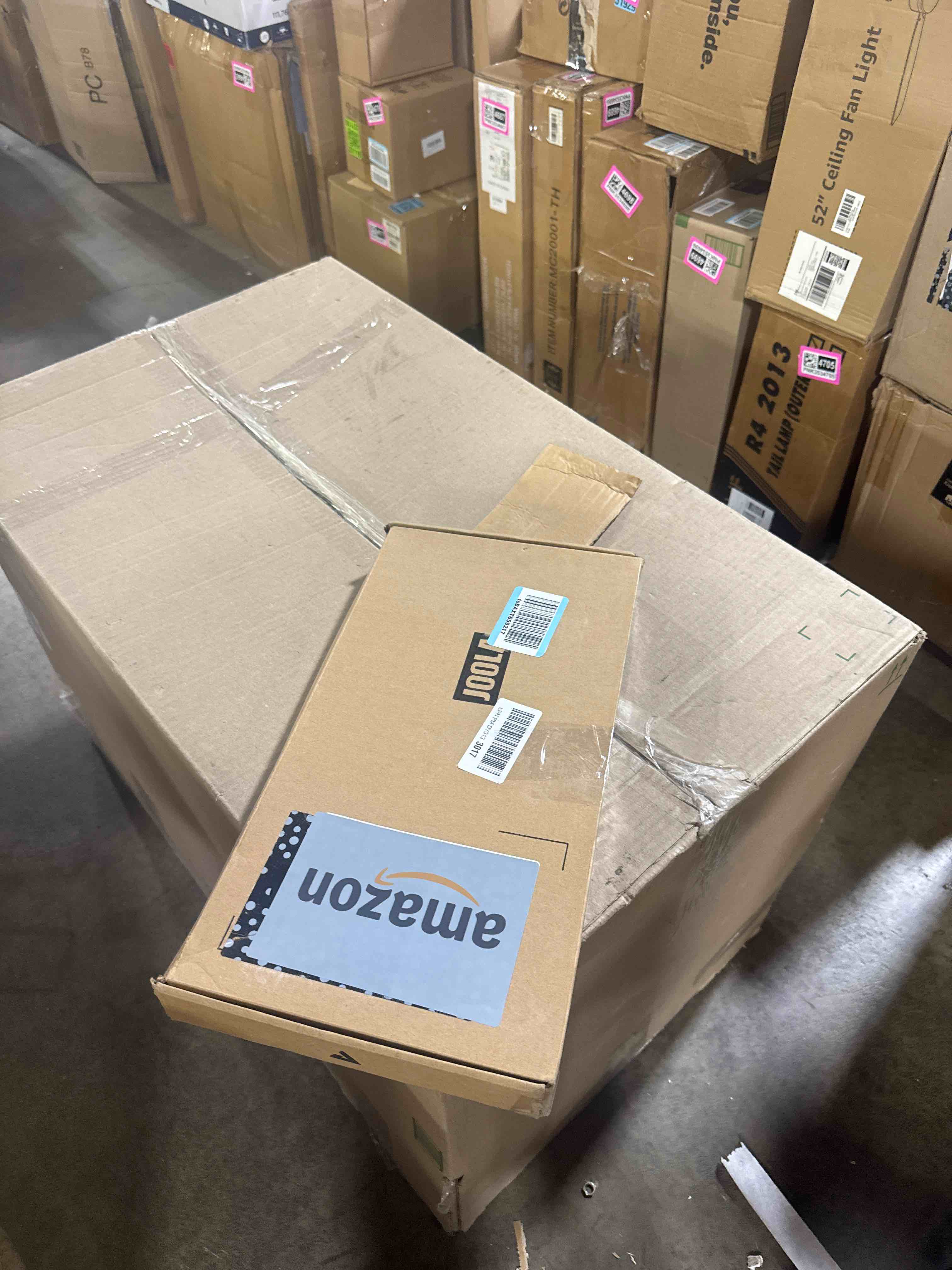 https://s3.amazonaws.com/lotting-images-prod/phillipi/TEA3364351_1756320686171.jpeg