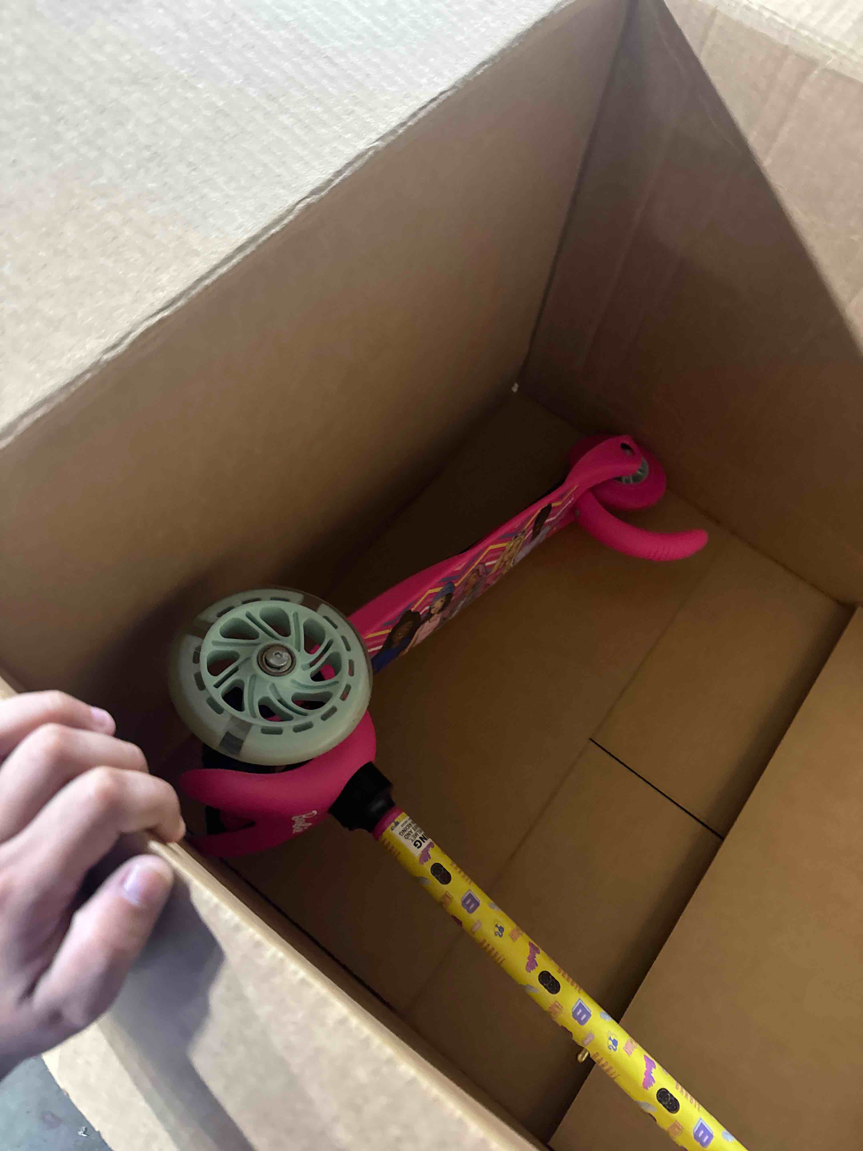 https://s3.amazonaws.com/lotting-images-prod/phillipi/TEA3364406_1756382750370.jpeg