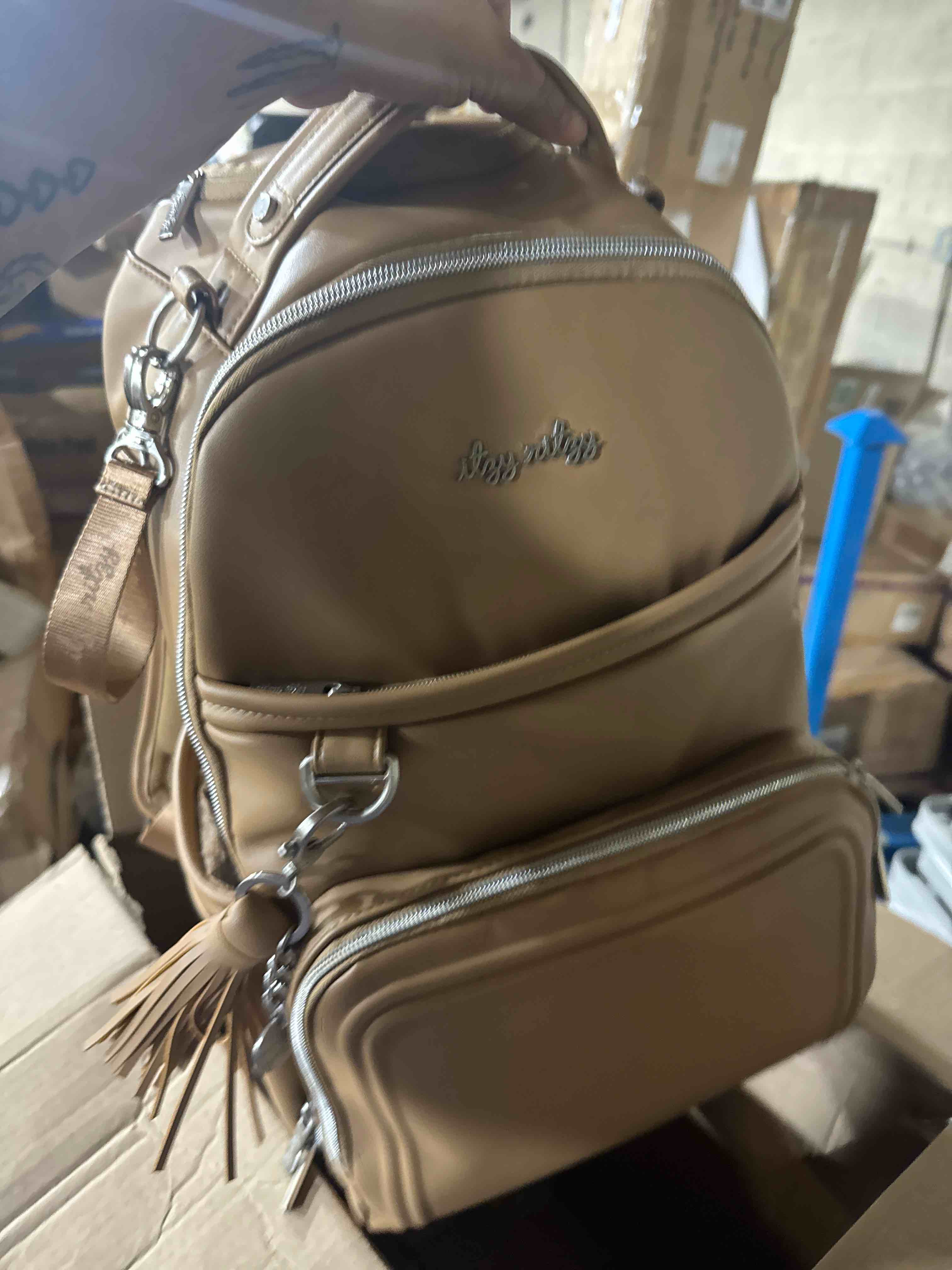 https://s3.amazonaws.com/lotting-images-prod/phillipi/TEA3364410_1756383255557.jpeg
