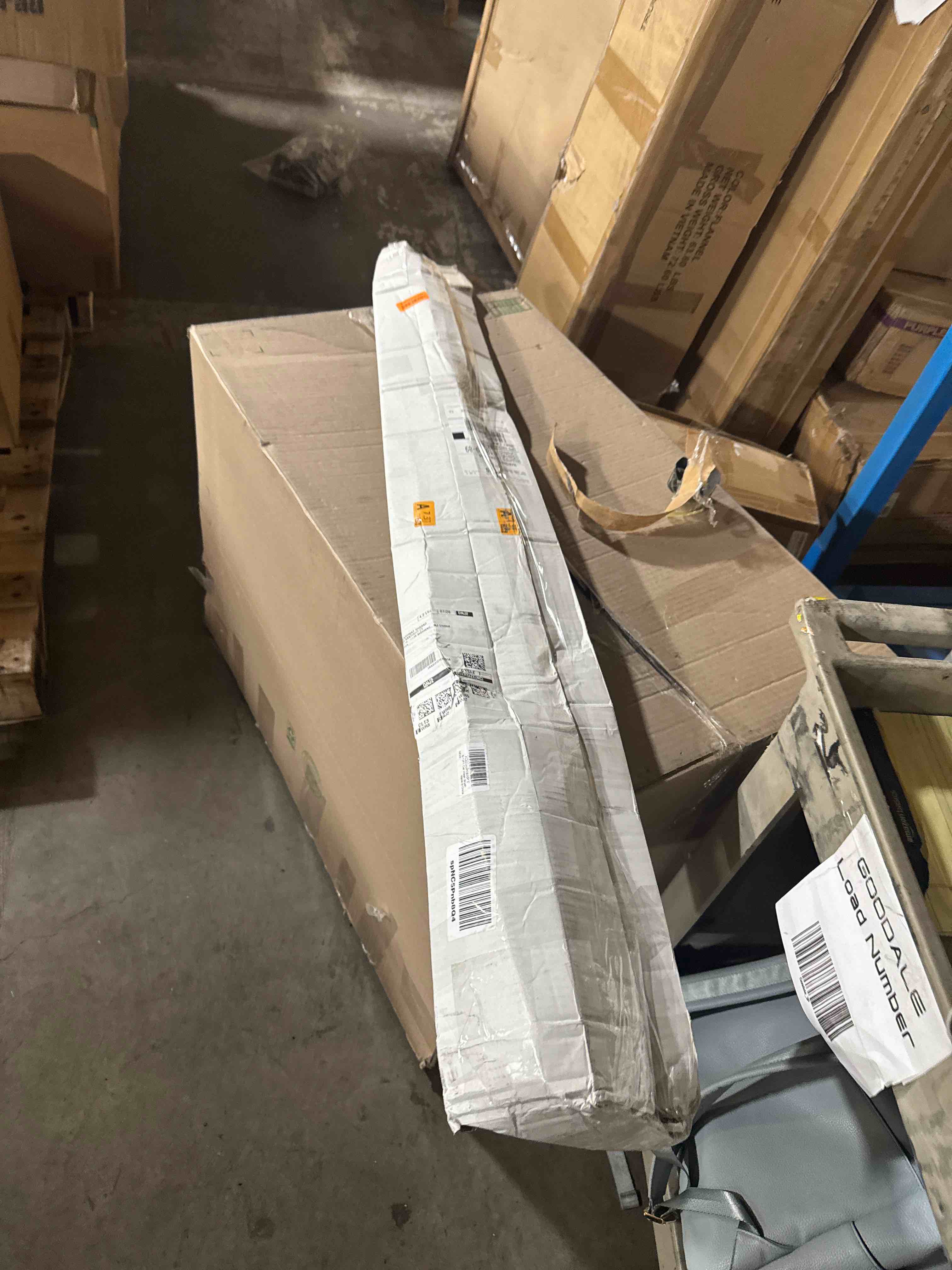 https://s3.amazonaws.com/lotting-images-prod/phillipi/TEA3364413_1756383896389.jpeg