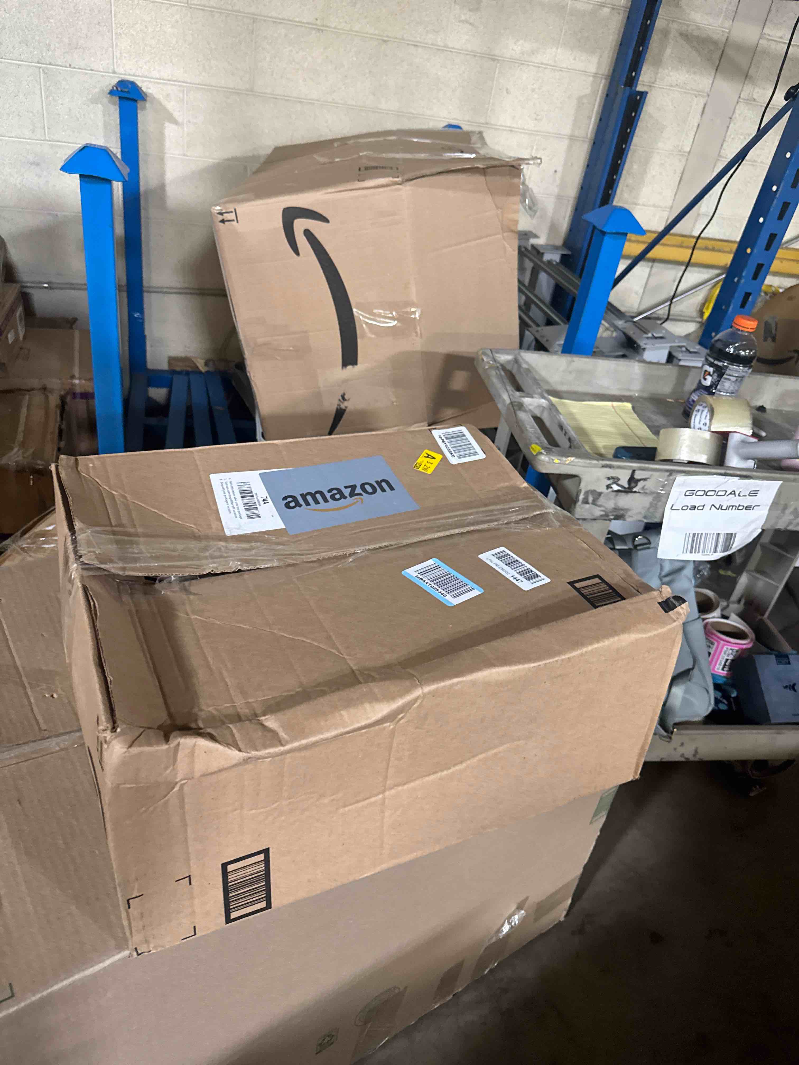https://s3.amazonaws.com/lotting-images-prod/phillipi/TEA3364415_1756384227858.jpeg